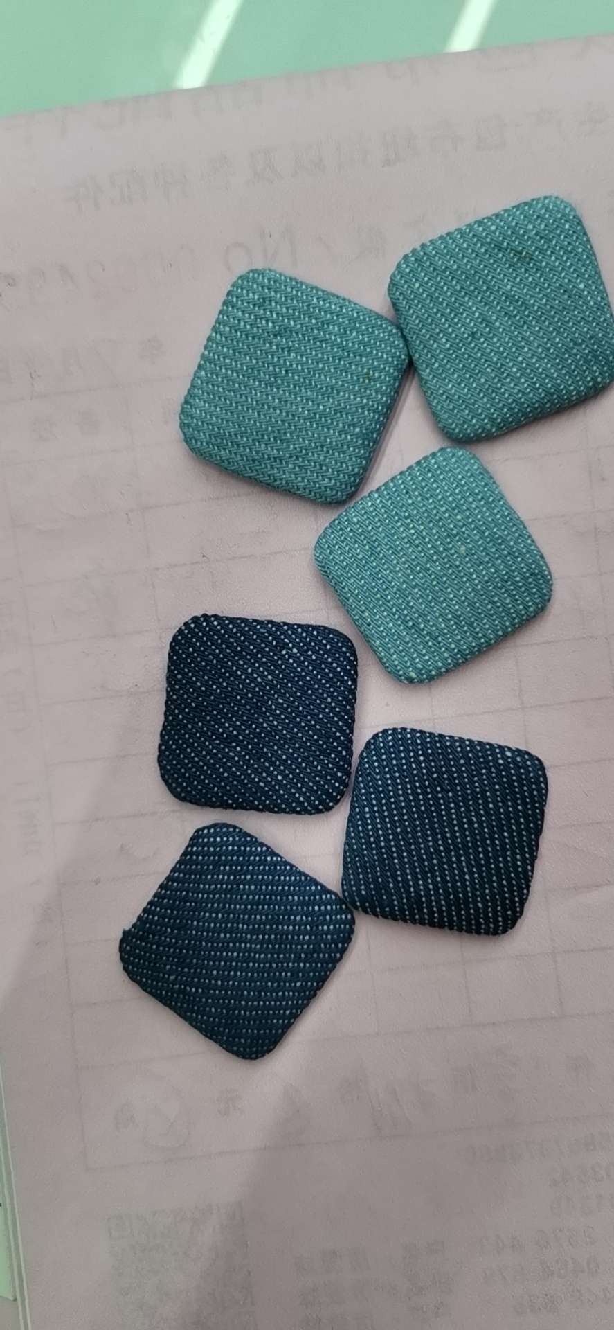 2.5 Square flat button thumbnail