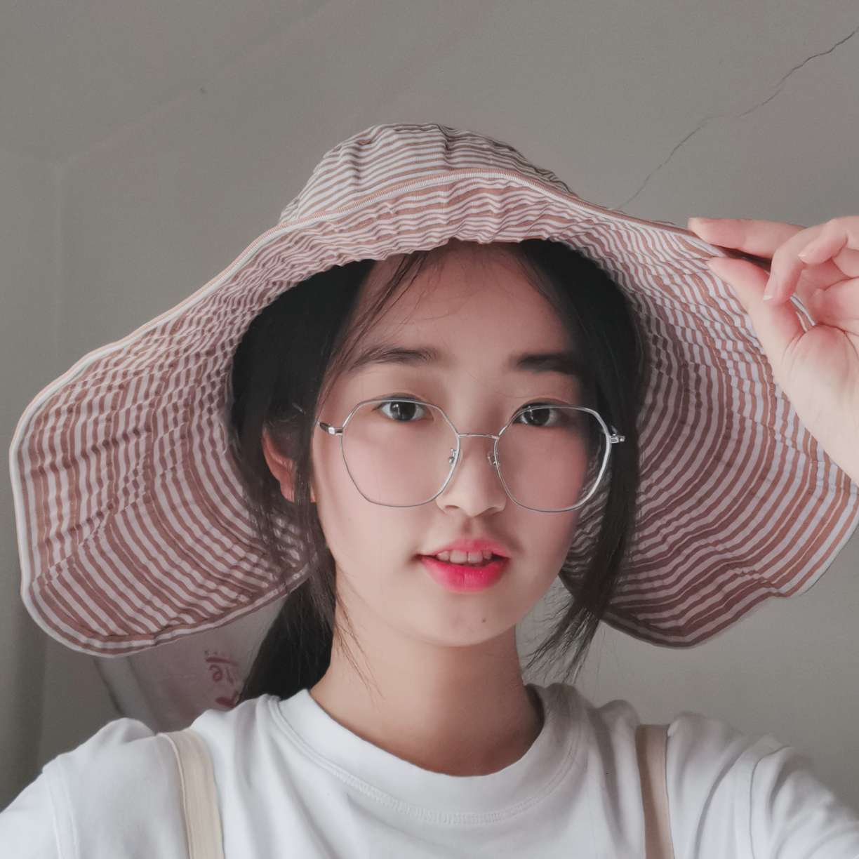 Striped top hat