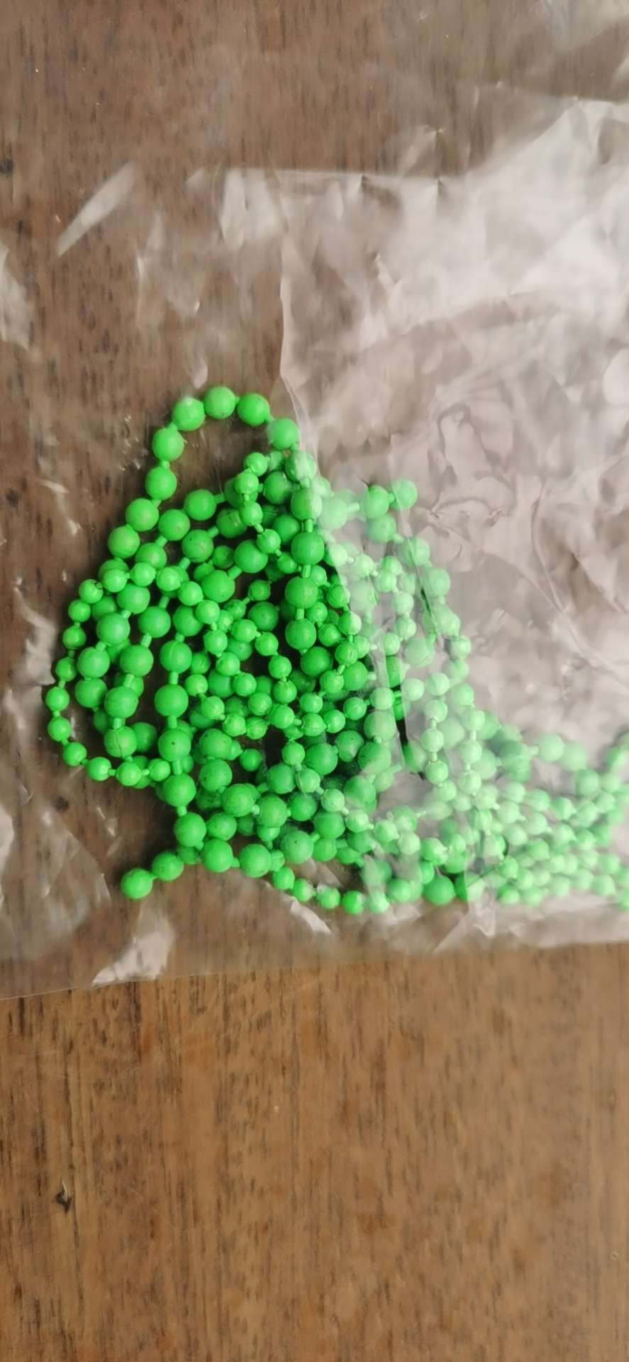Beaded chain, wave sub-chain details Picture