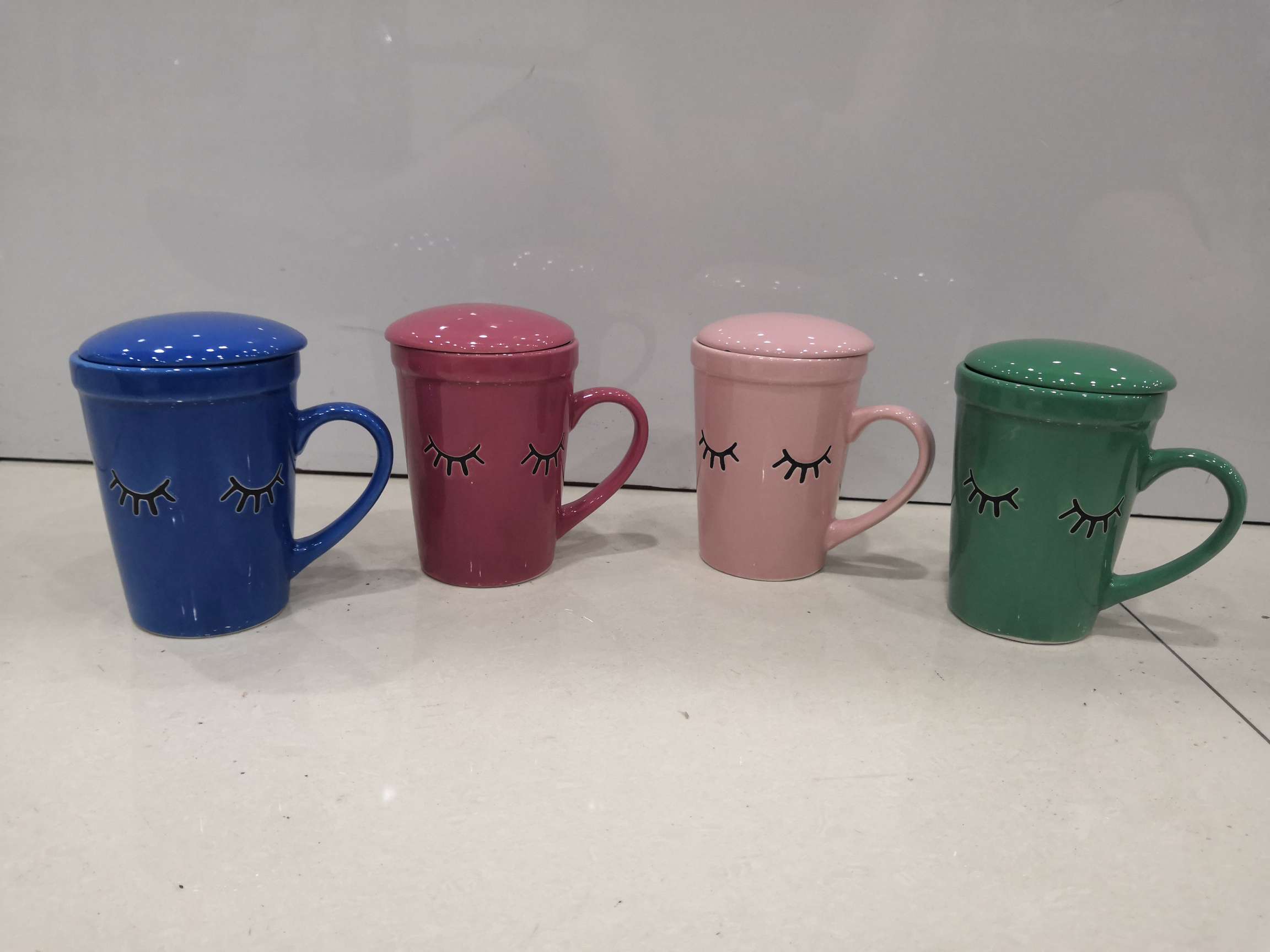 New ceramic covered cups of this season are sold directly by the manufacturer in stock