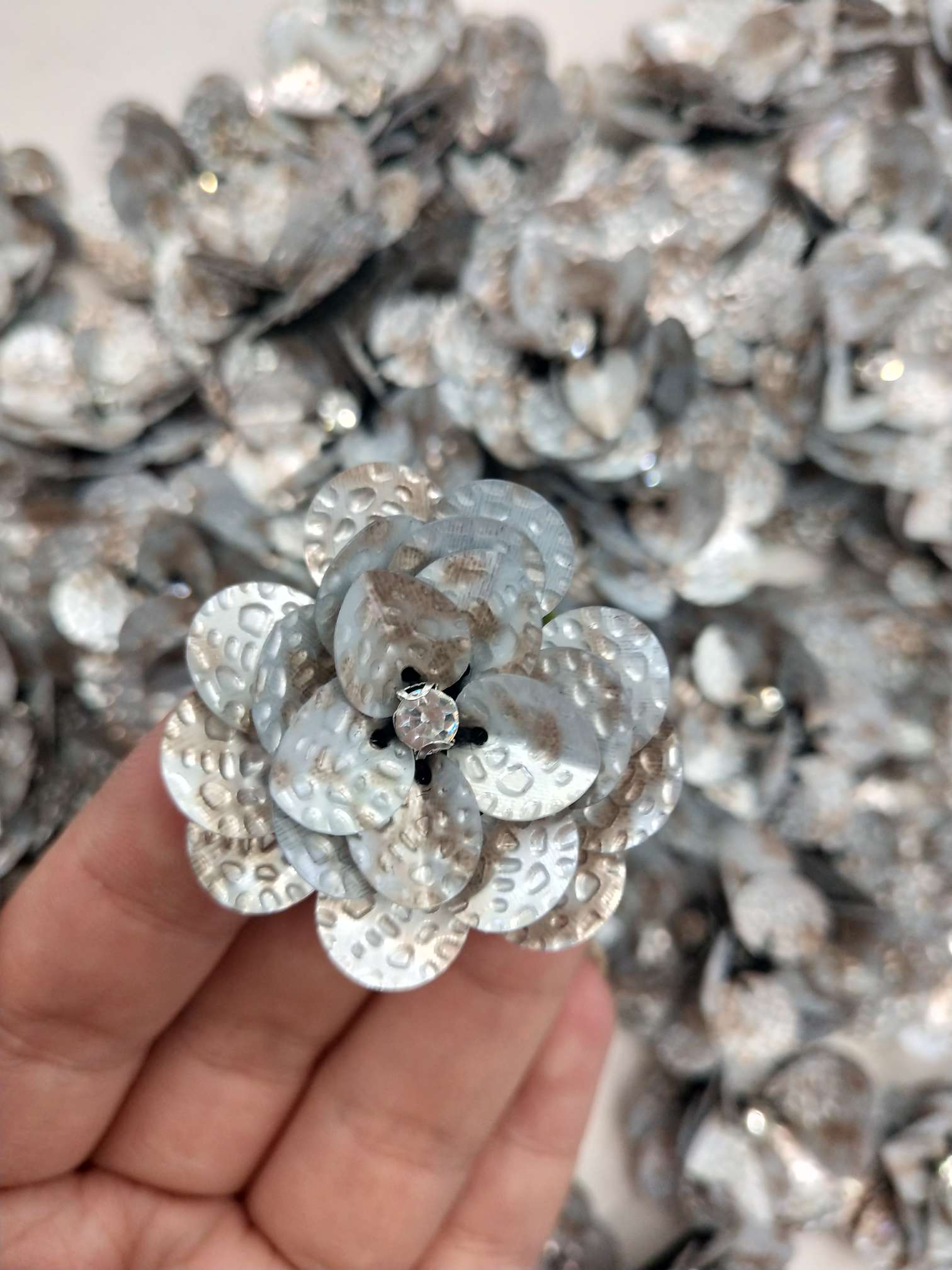Special Effect Concave And Convex Piece Glitter Flower Alloy Hand Flower Welding Jewelry Clothing Accessories Manufacturers Direct Sales