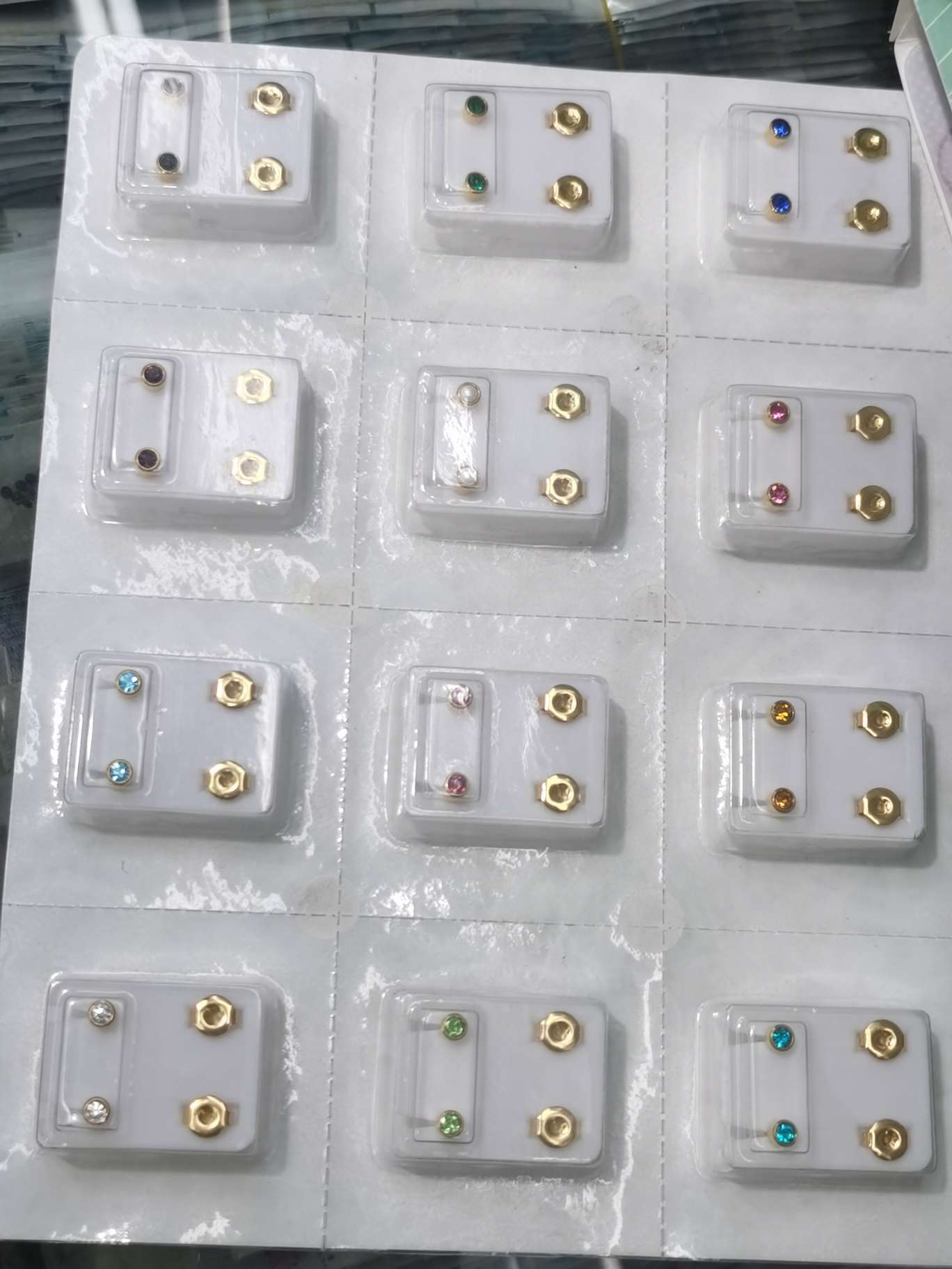 Special stud earrings for stainless steel ear piercers