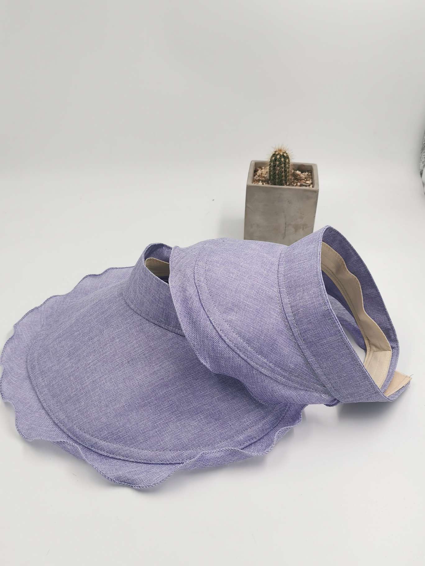 Cotton and linen top cap