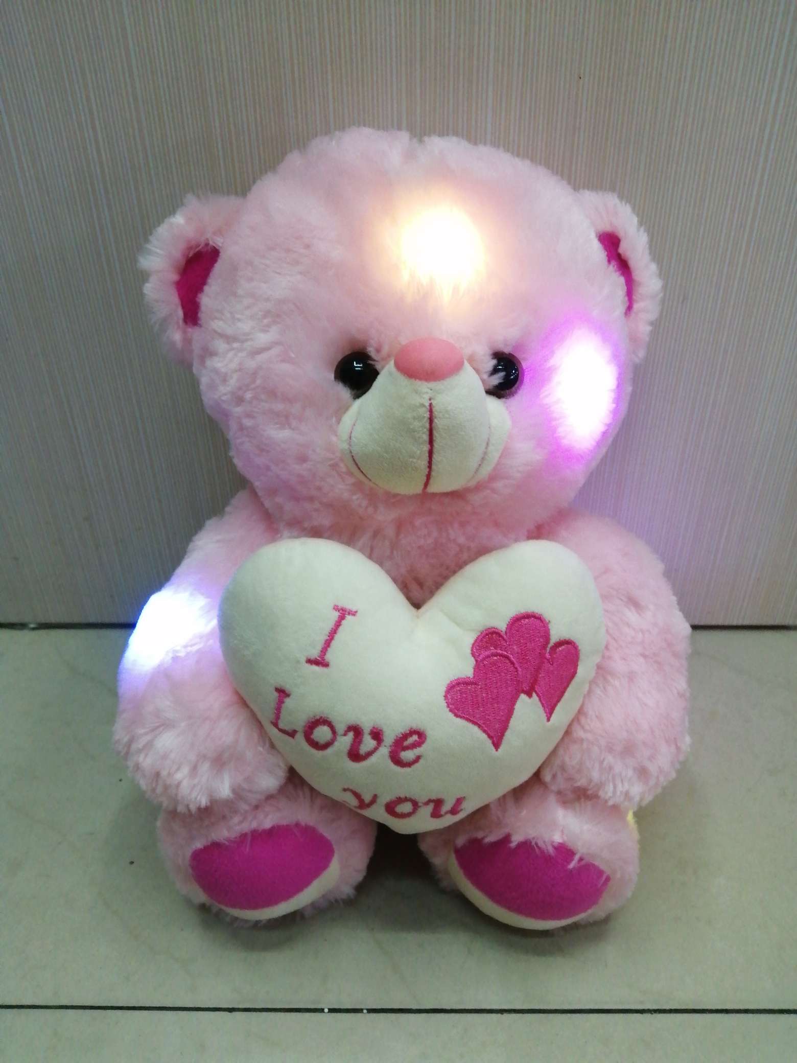 Luminous bear thumbnail