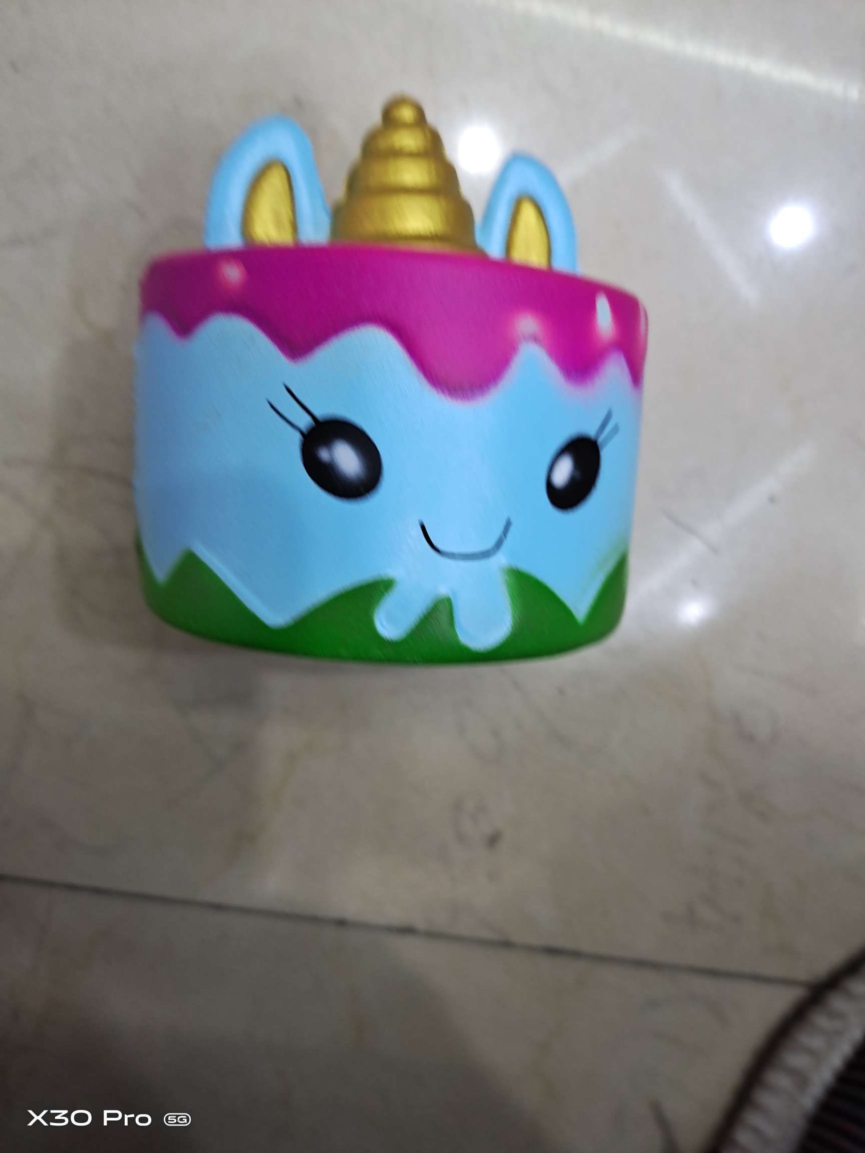 独角蛋糕慢回弹