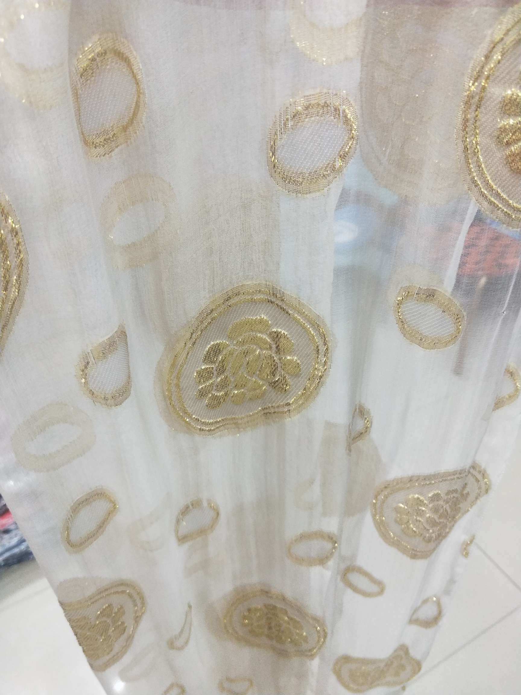 Silk Gold Cut Floral Lustrine 27