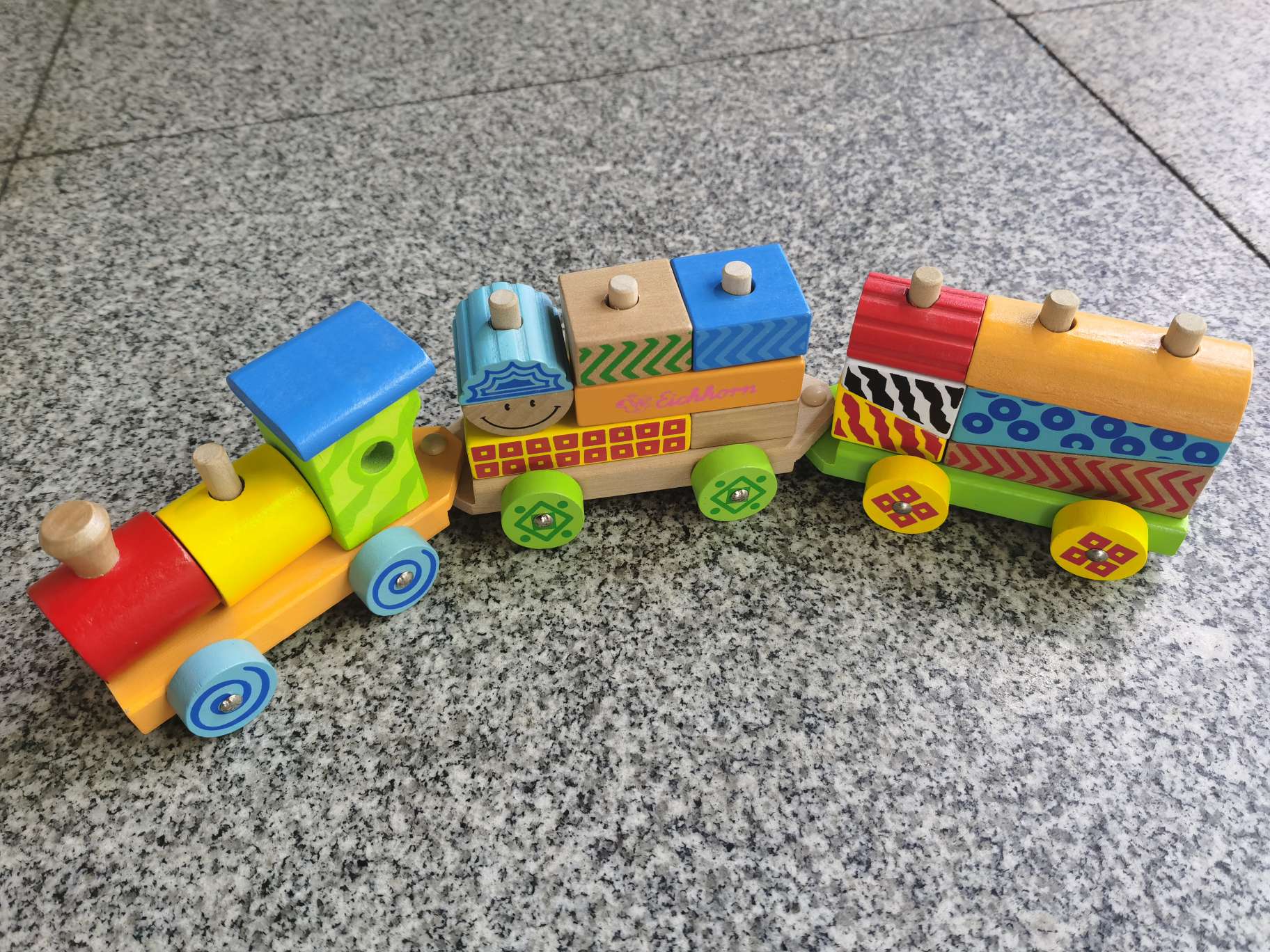 Train building blocks Children's toy train model building blocks Wooden toys for ages 3 and older