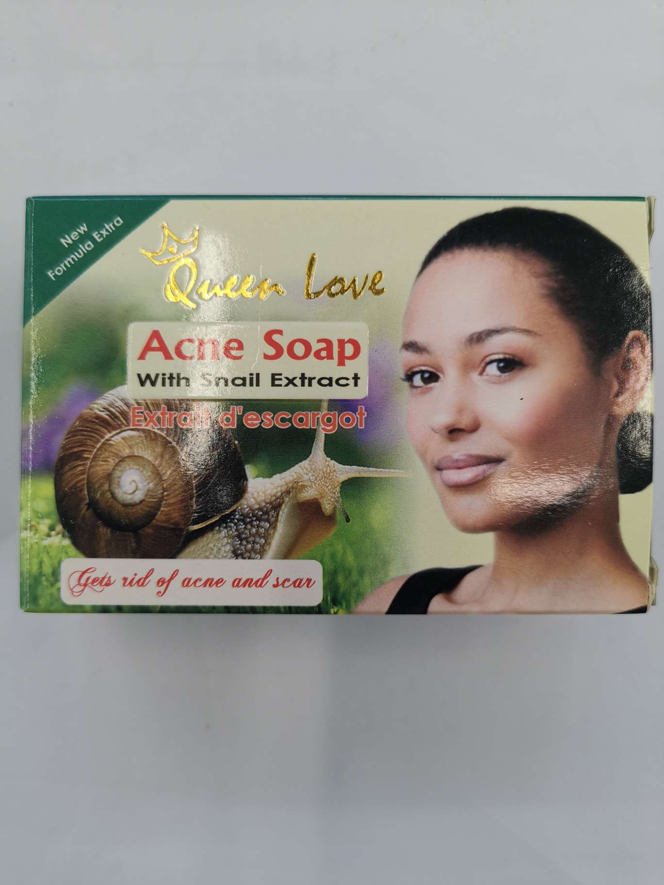Whitening and moisturizing snail soap