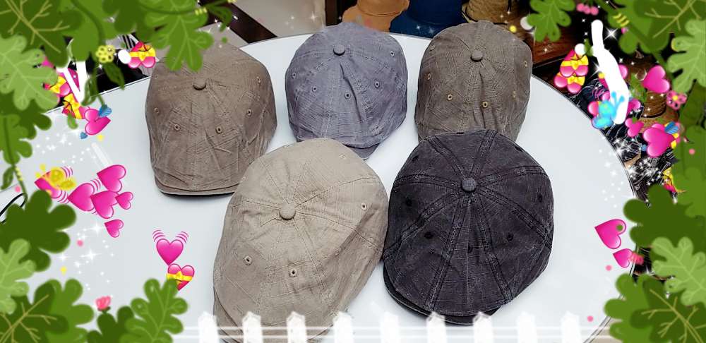 Cotton cap, octagonal hat, beret thumbnail