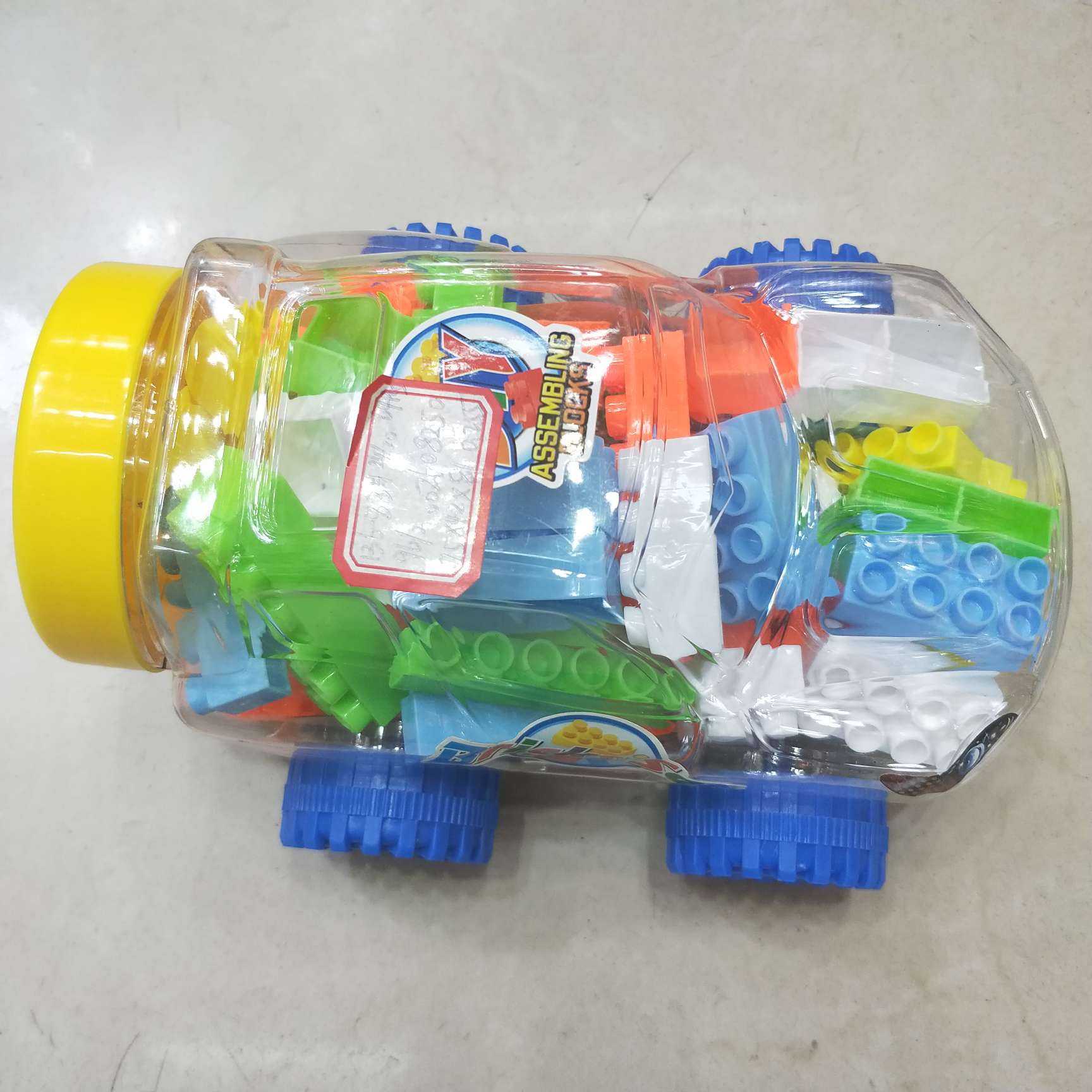 透明瓶子汽车积木细节图