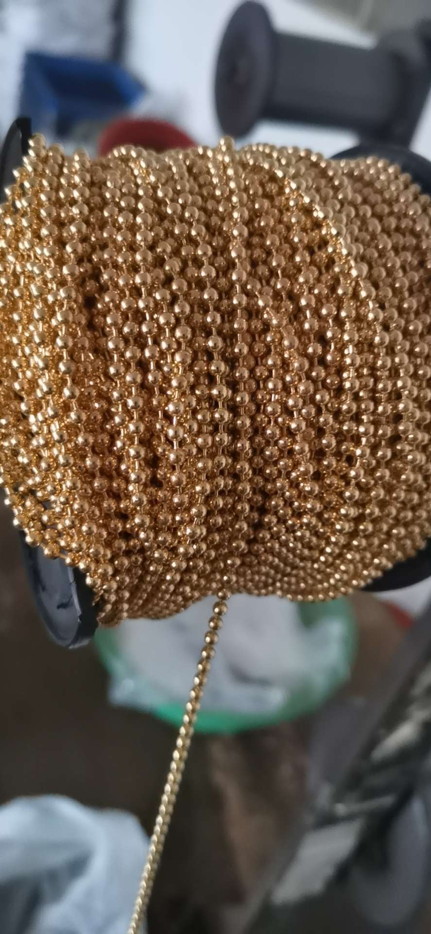 Beaded chain, wave sub-chain undefined