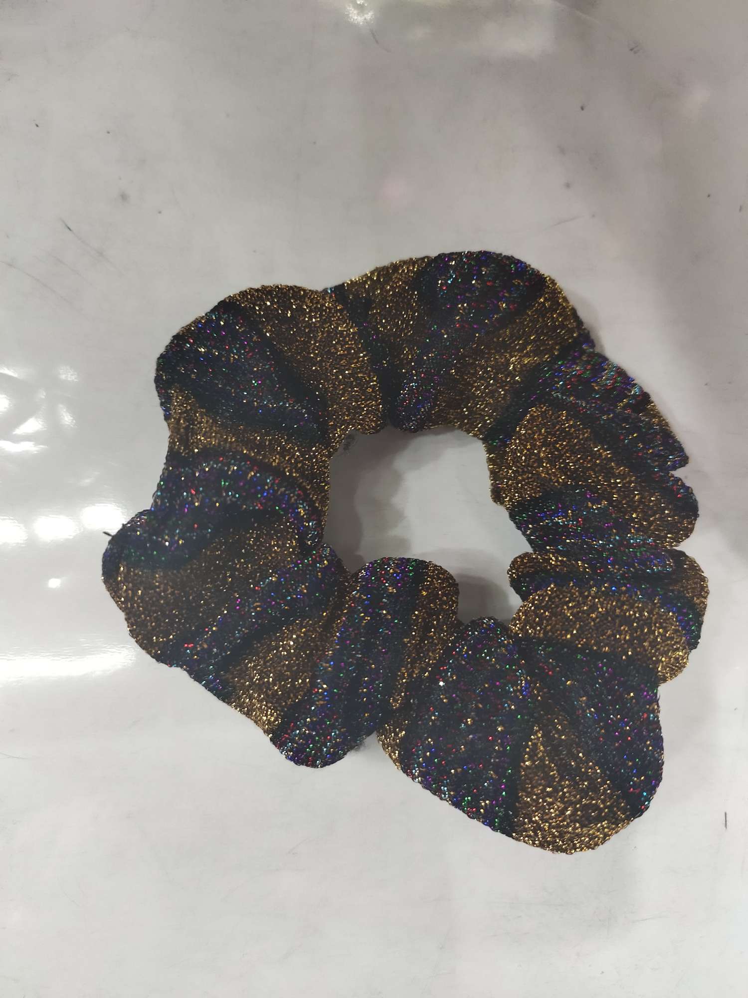 Vertical bar sprinkled with gold large intestine ring thumbnail