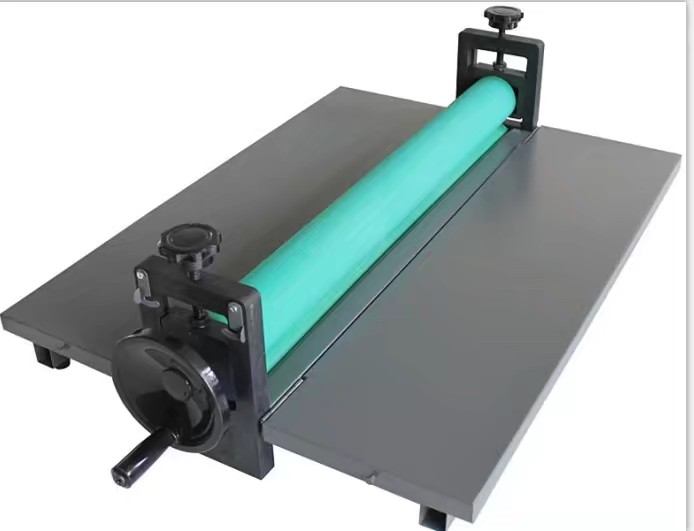 Manual cold mounting machine laminating machine 650 750 65 75 cm cold mounting machine manual through the film press machine thumbnail