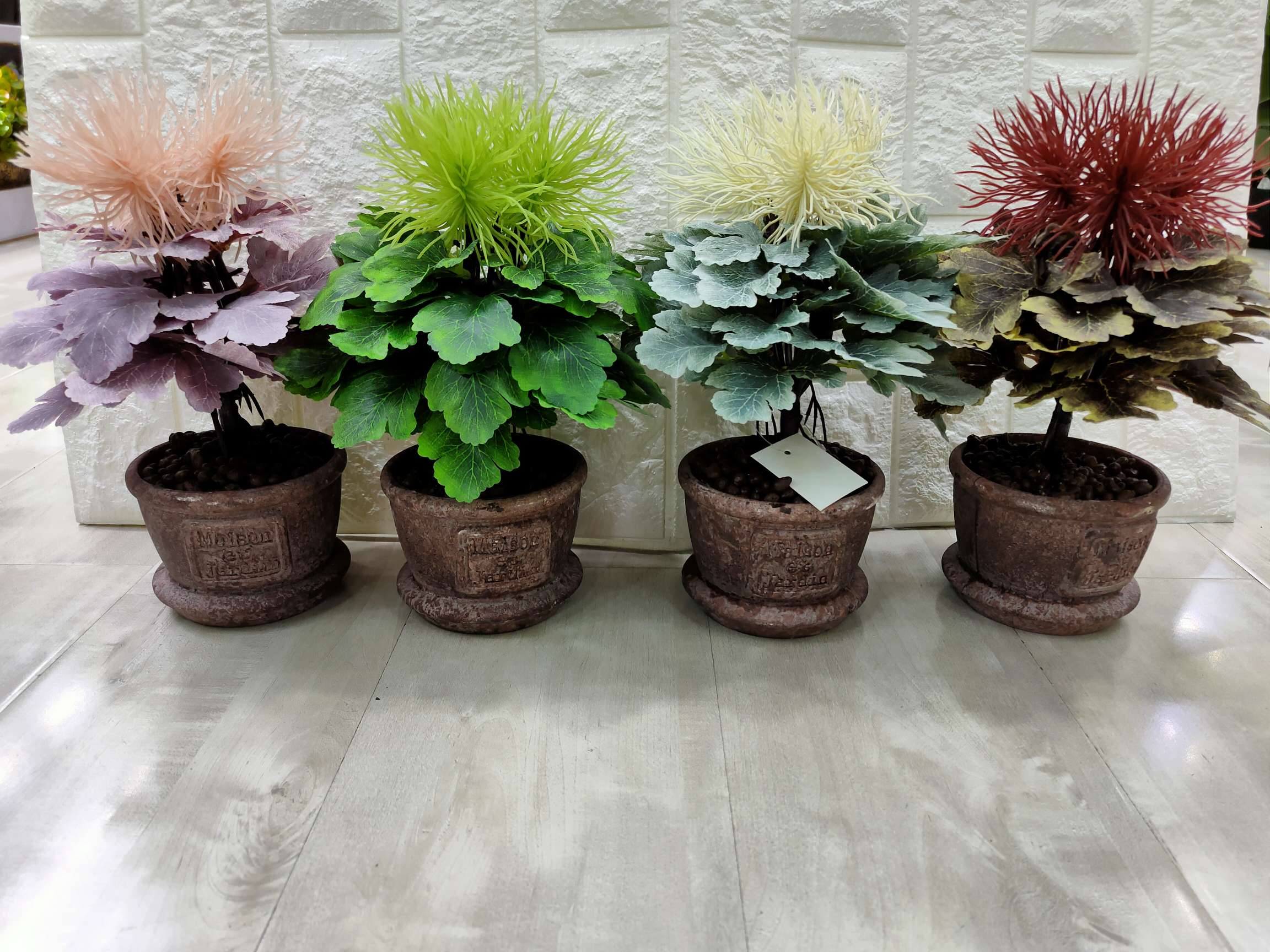 Imitate the four colors of autumn leaves