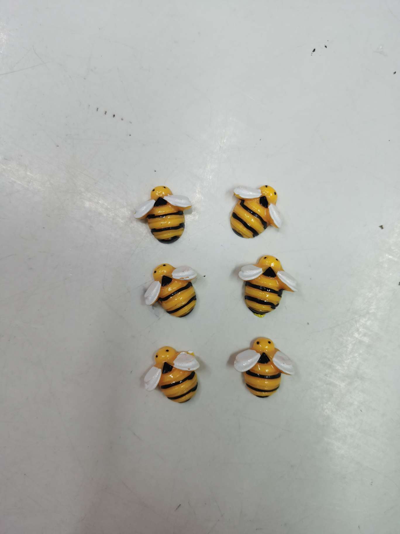Little bee thumbnail