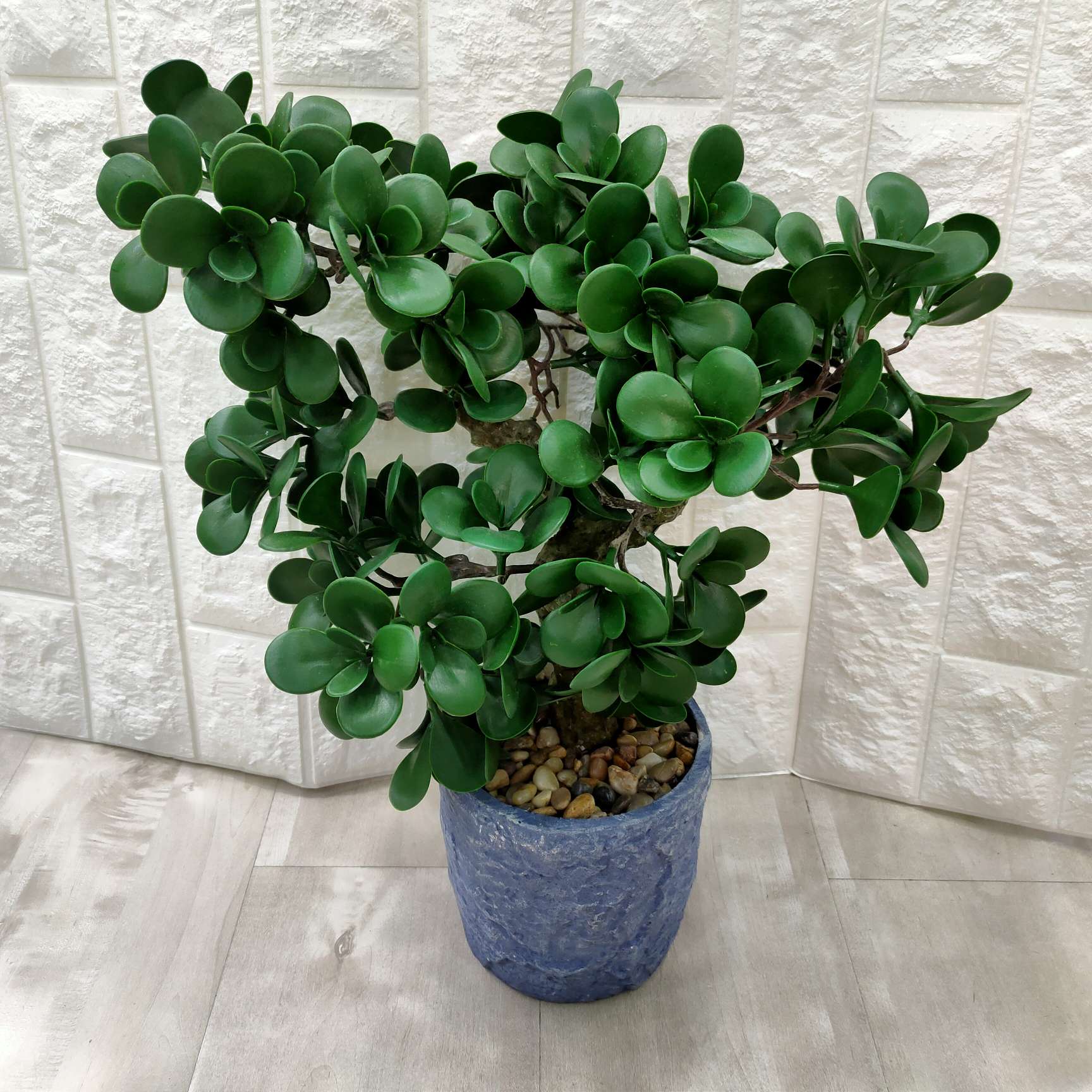 Large pot simulation plant