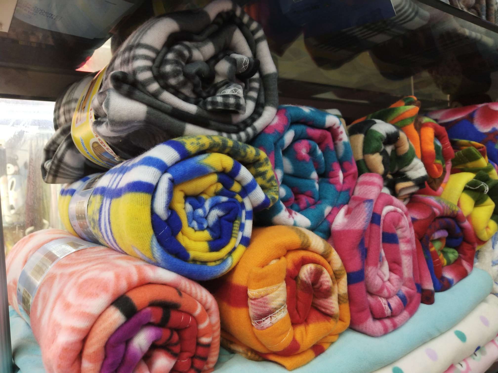 办公室法兰绒小毯子 印花午睡空调毛毯 宠物礼品毛绒毯批发膝盖毯批发