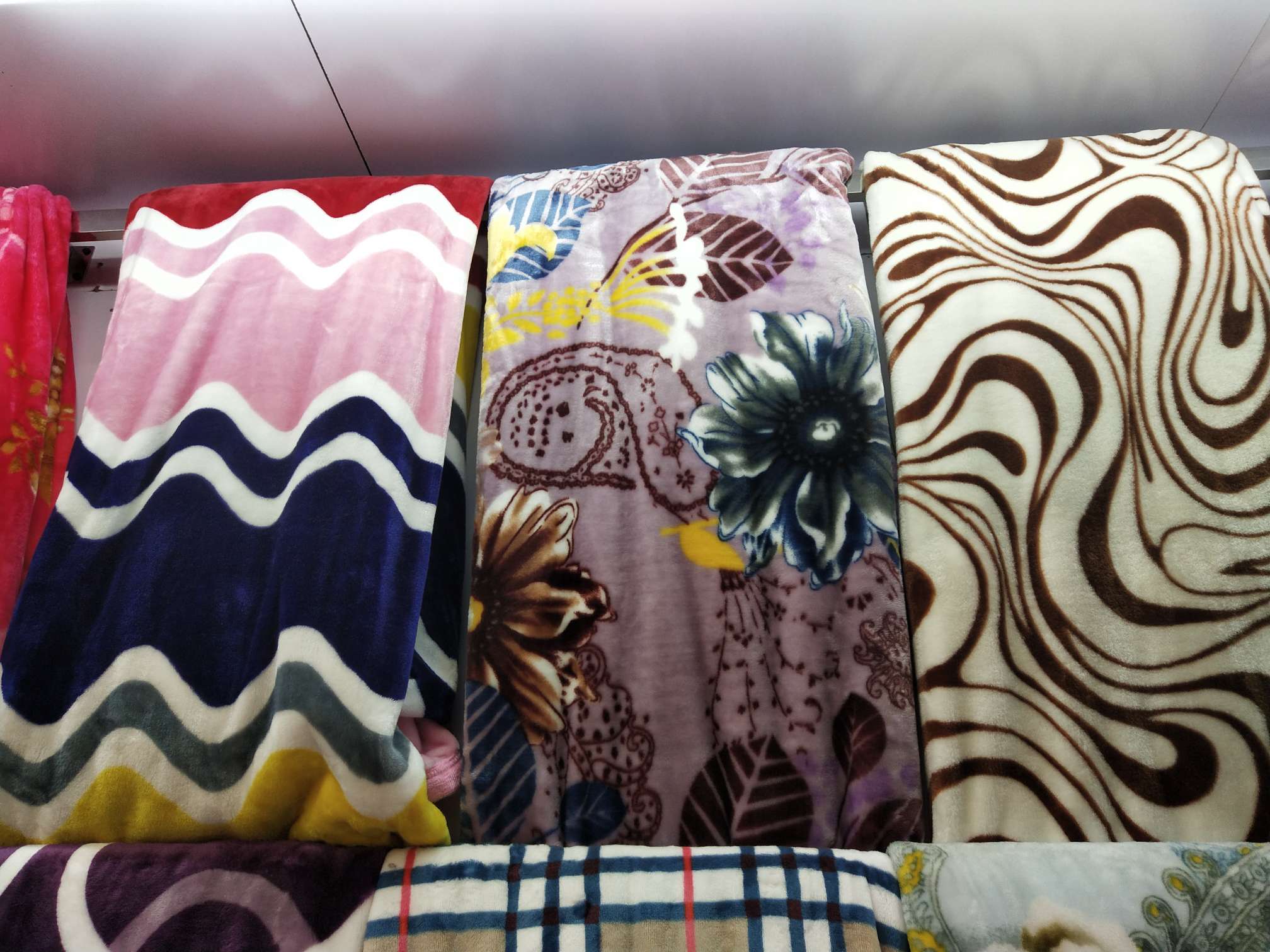 Flannel Coral Velvet Blanket Summer Thin Blanket Air Conditioning Blanket Wholesale