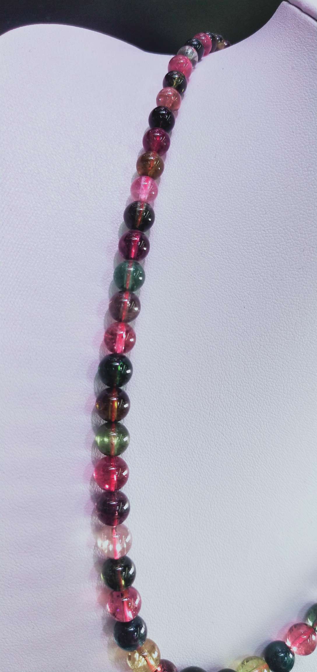 Tourmaline tower chain details Picture