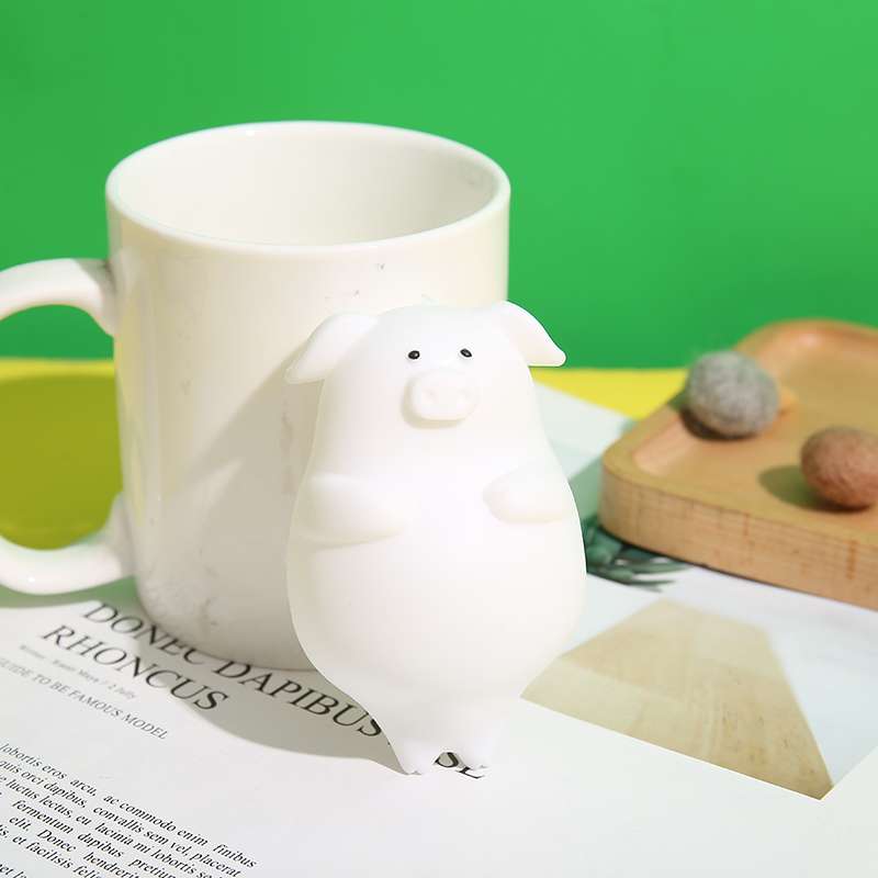 抖音网红地推夜市爆款减压可爱卡通玩具吹气动物系列站猪详情图2