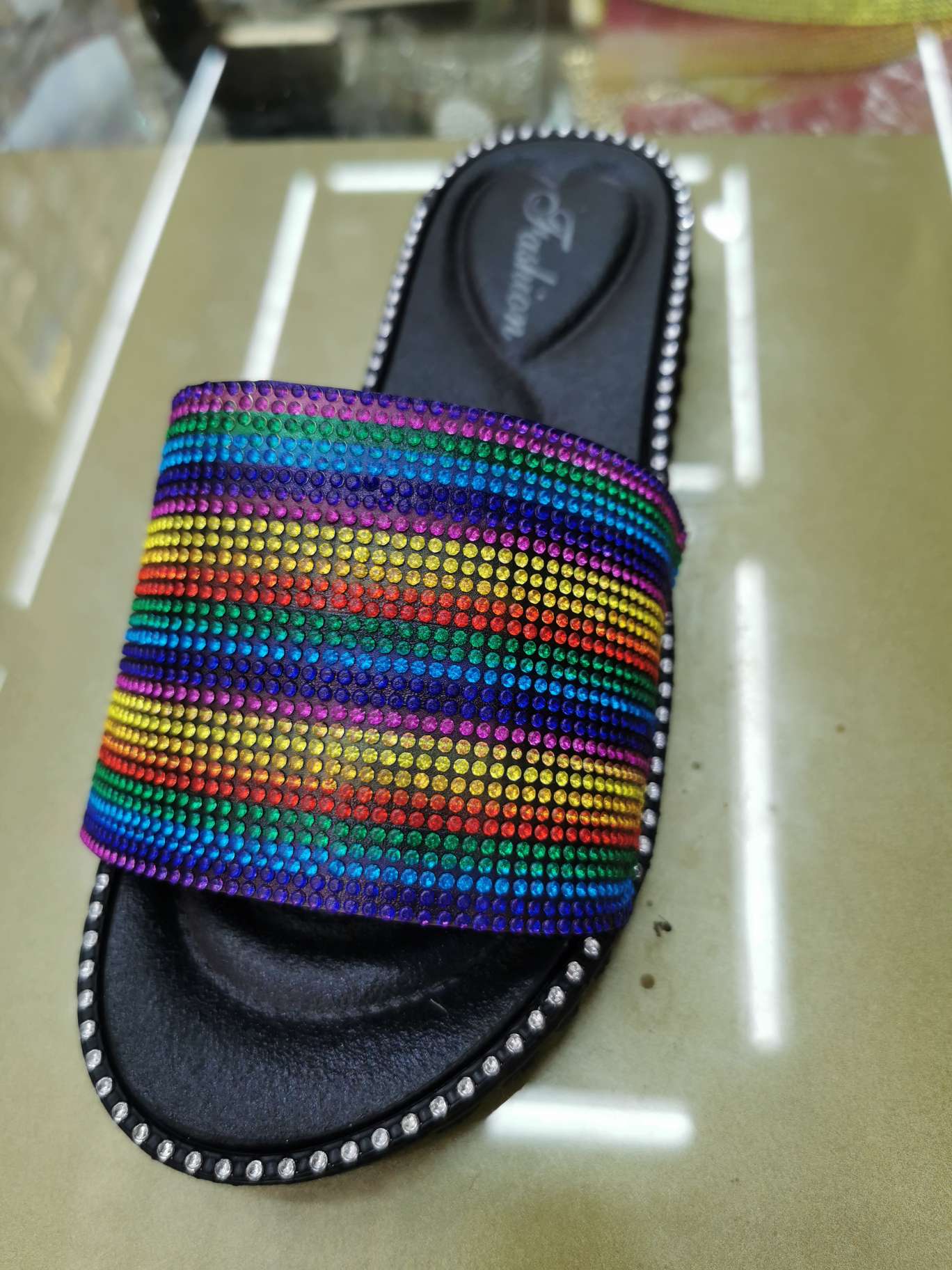 彩虹胶网 七色彩虹鞋面 鞋头 鞋材装饰产品图