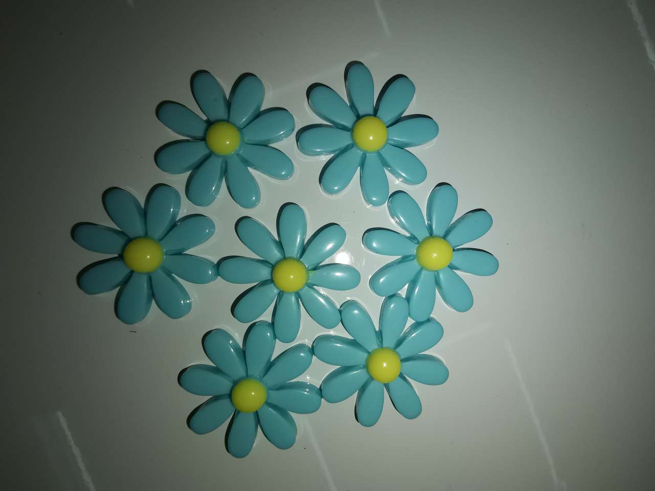Resin Chrysanthemum For Jewelry Accessories details Picture