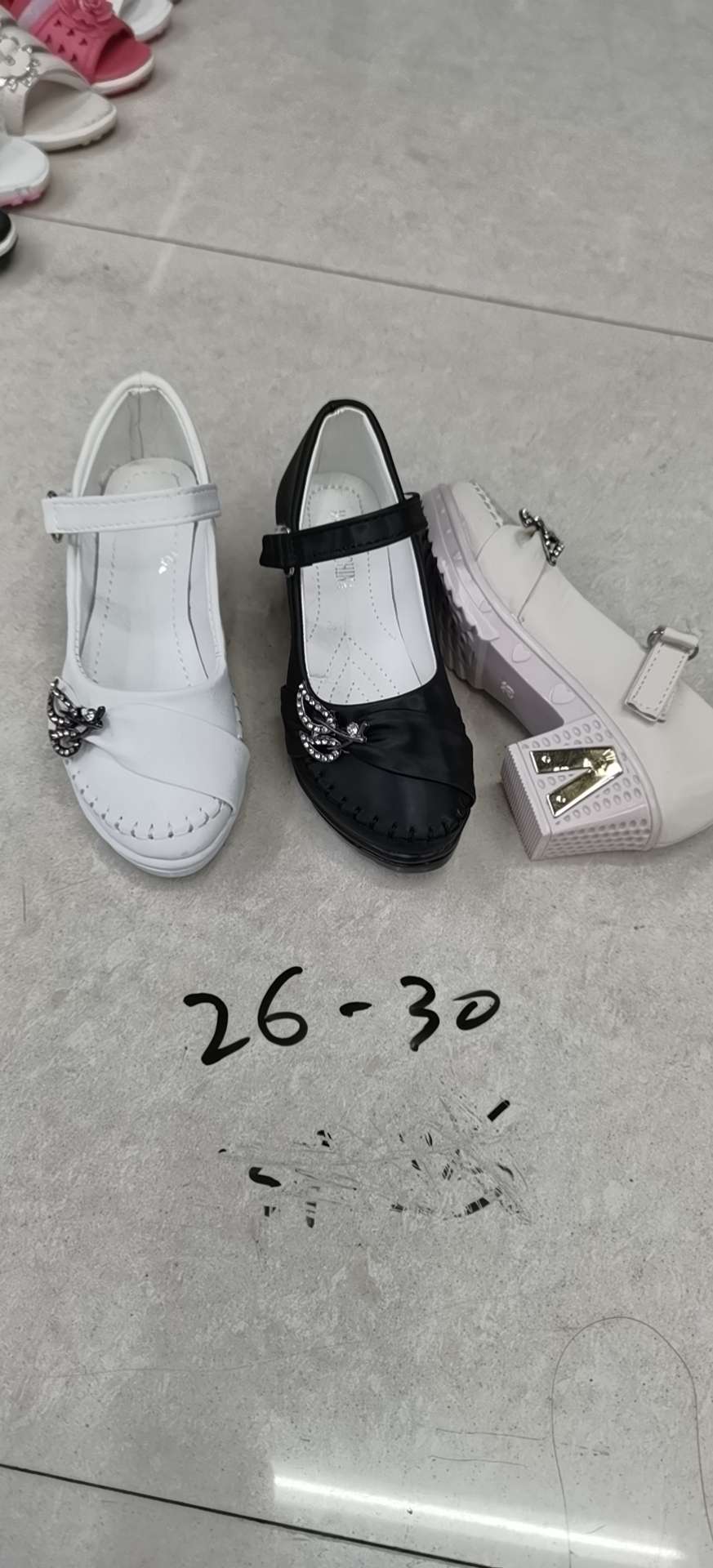 2023 spring children students perform Korean version of girl's high heels with bow leather inside casual etiquette shoes
