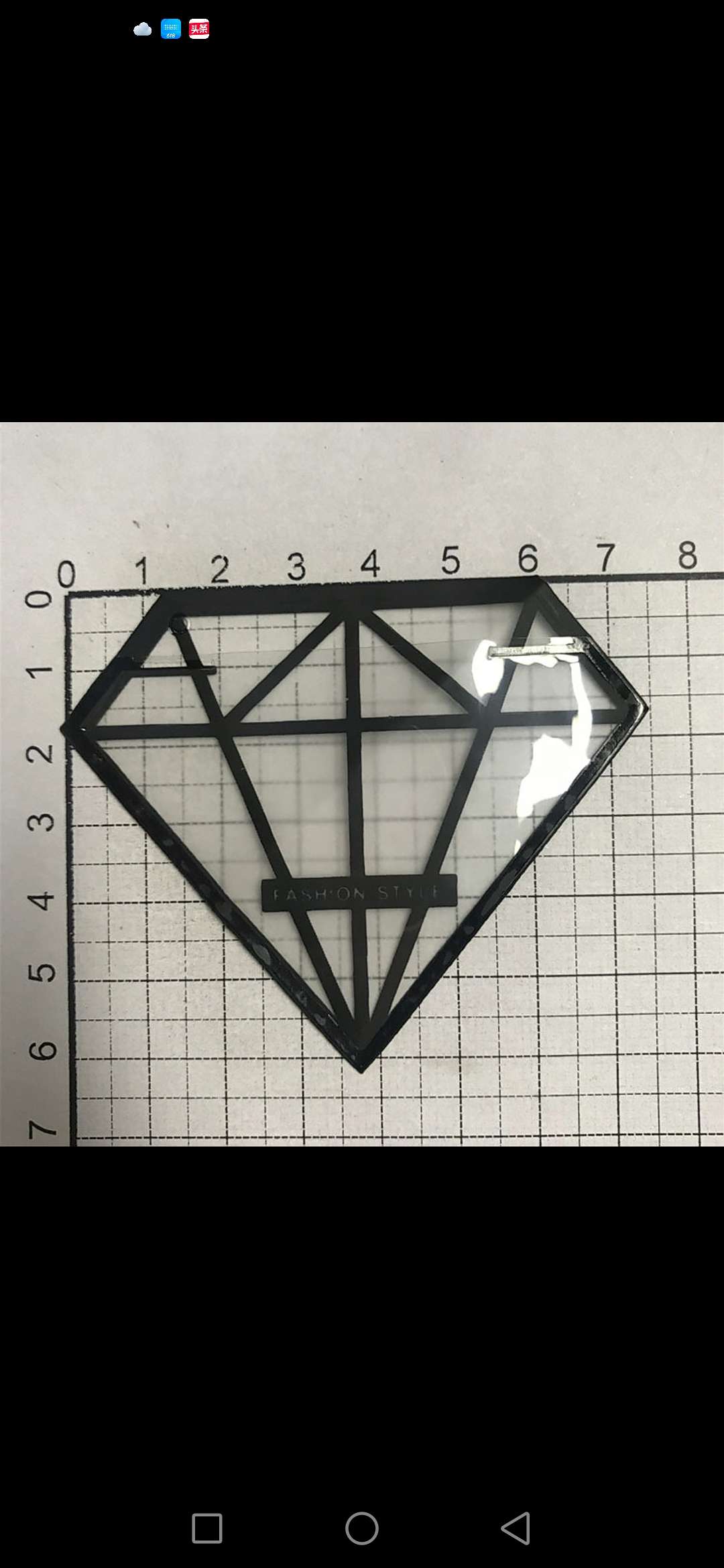 饰品服饰的装饰袋，里面装亮片，钻，干花等产品图