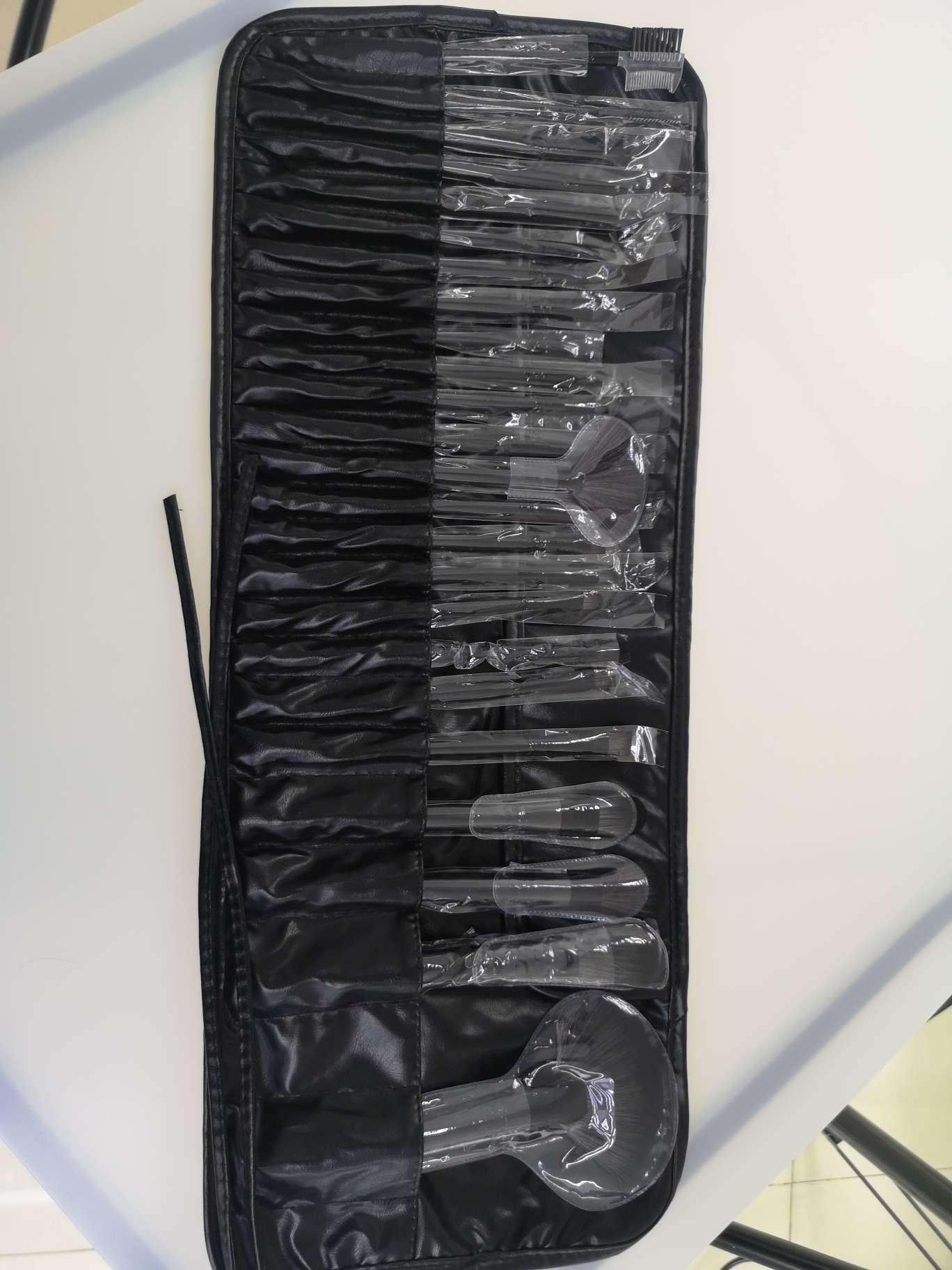 24 sets brush black wooden handle thumbnail