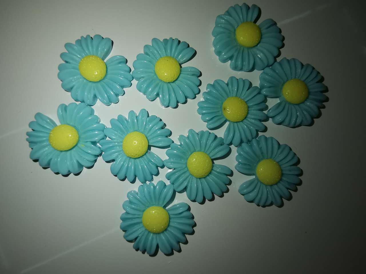 Resin Chrysanthemum For Jewelry Accessories undefined