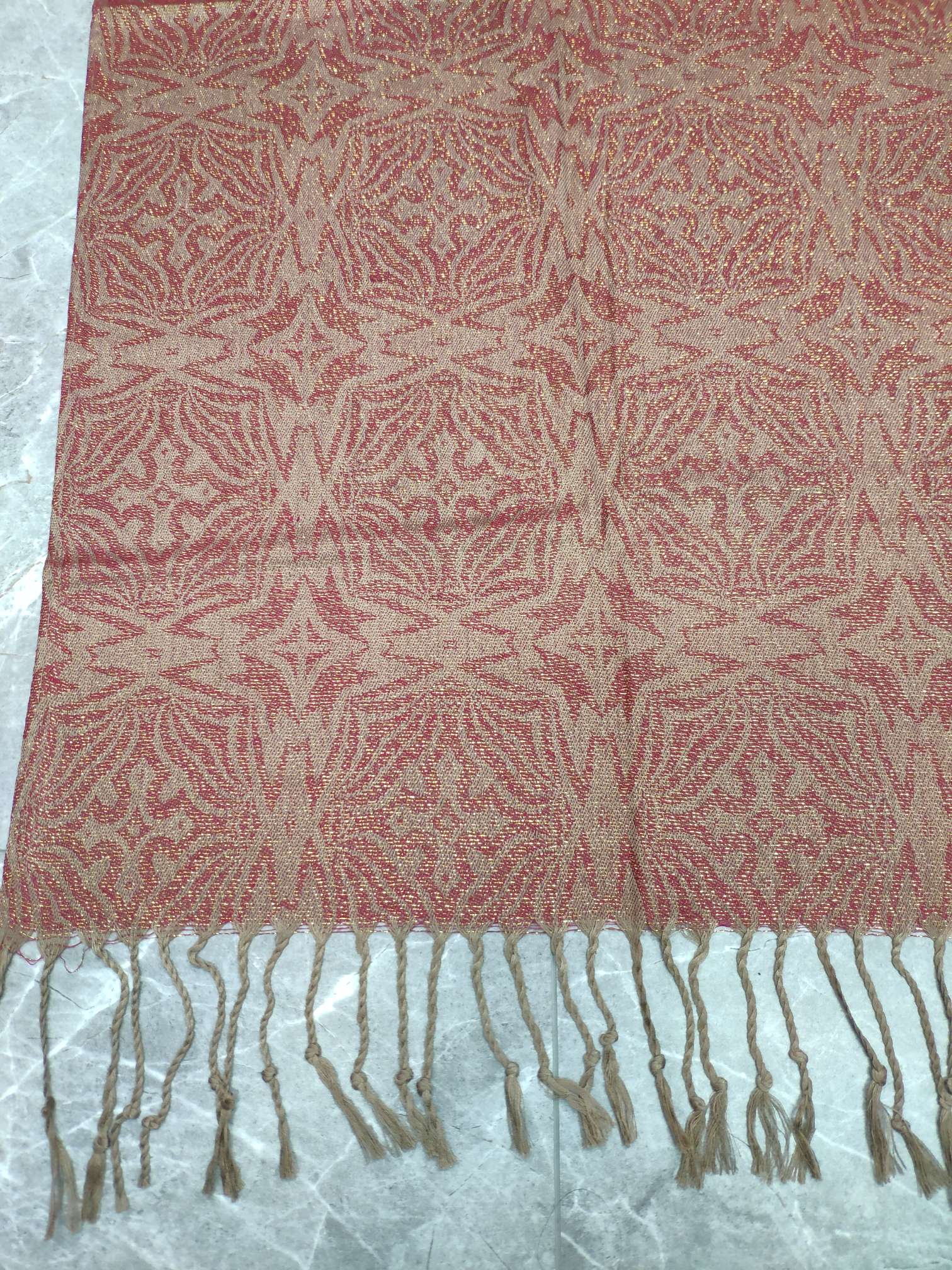 Gold Silk Beard Square Bh330 undefined