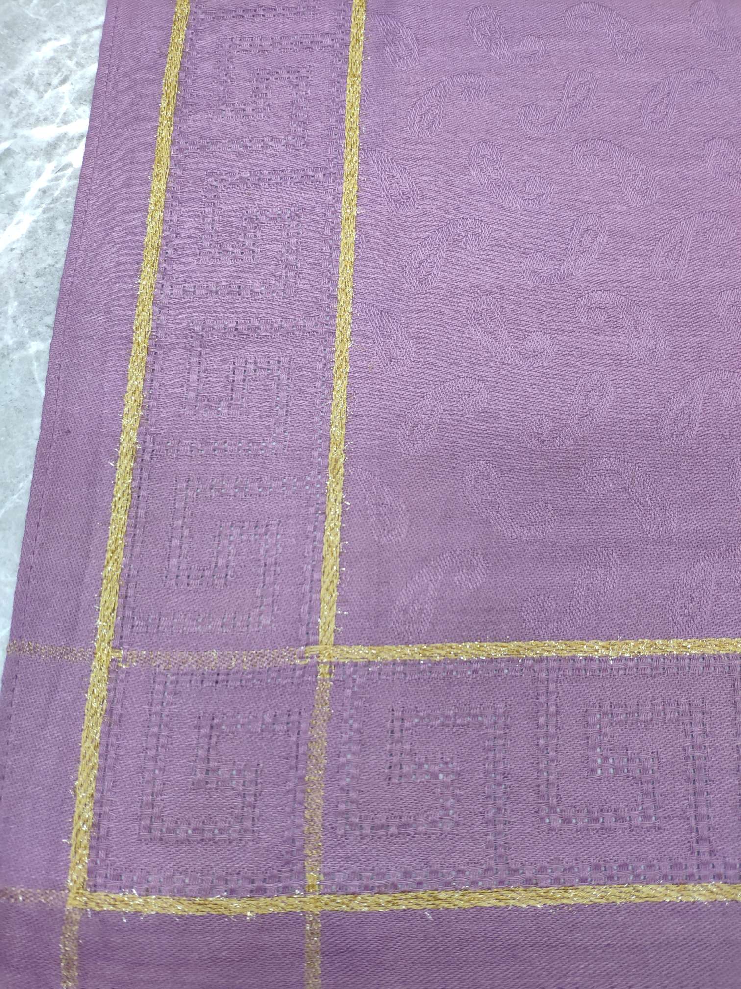 Cashew Nut Cutout Square By The Great Wall details Picture