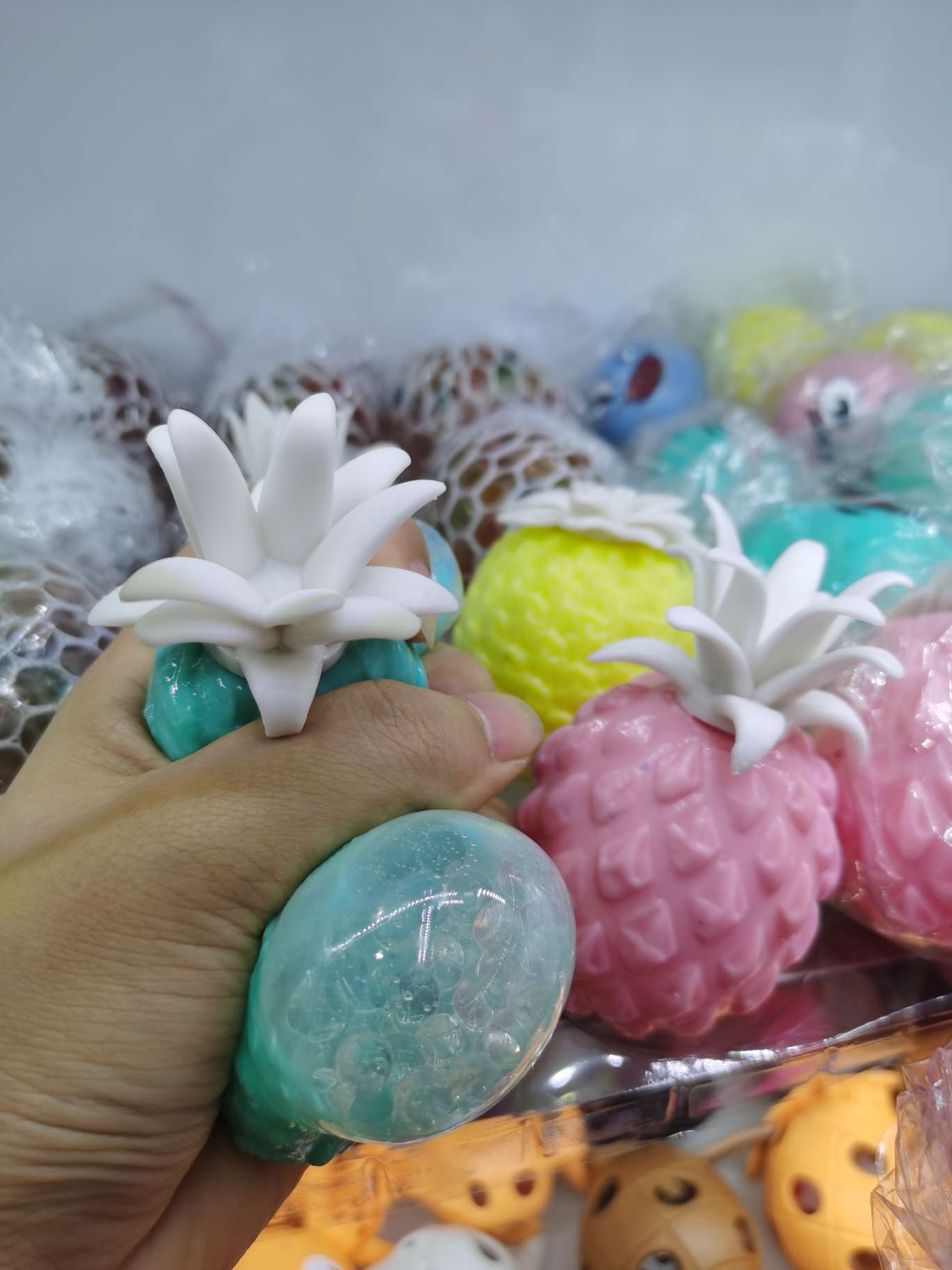 发泄挤压泡大珠菠萝细节图