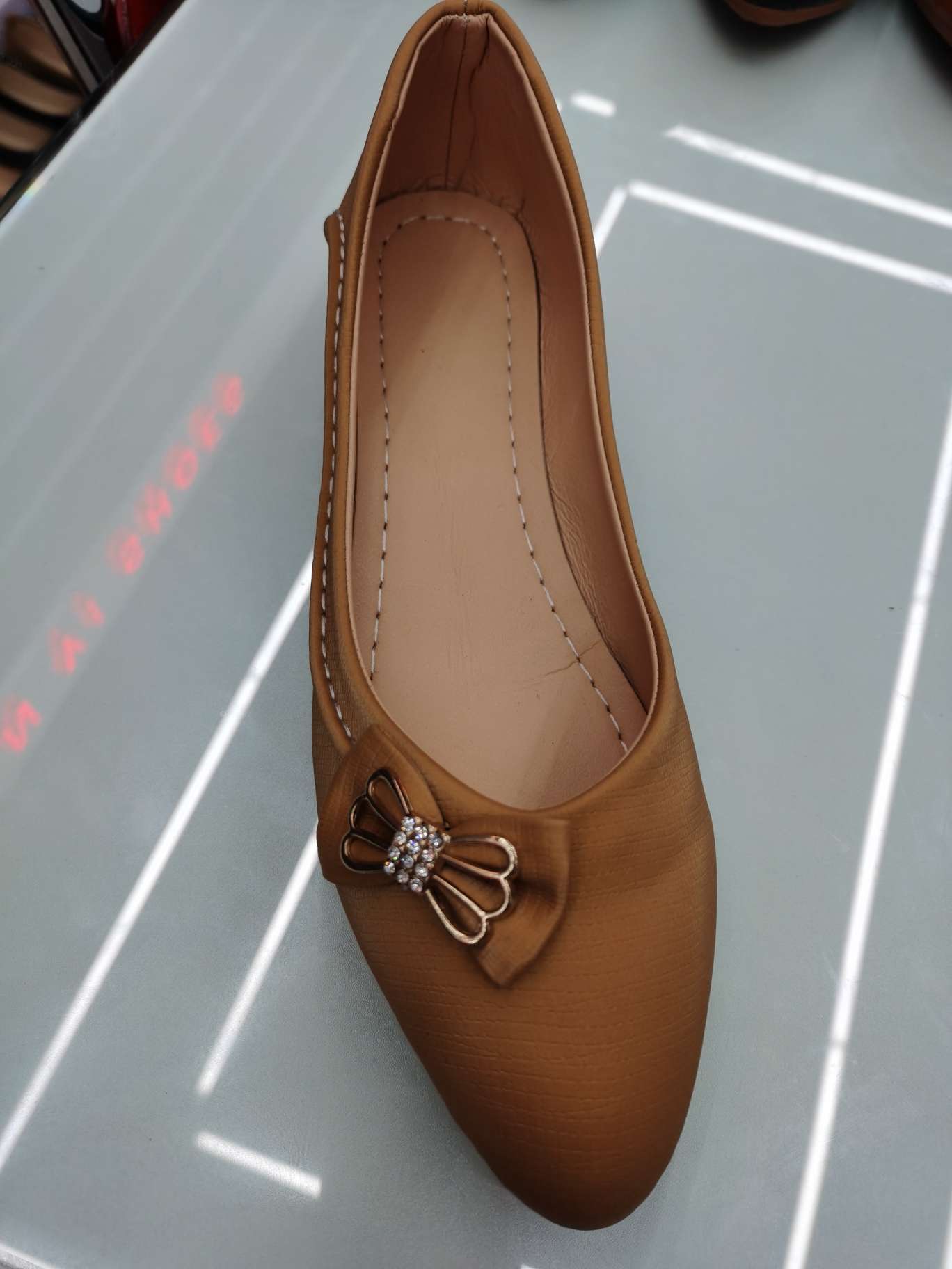 Half-high-heeled women's leather shoes