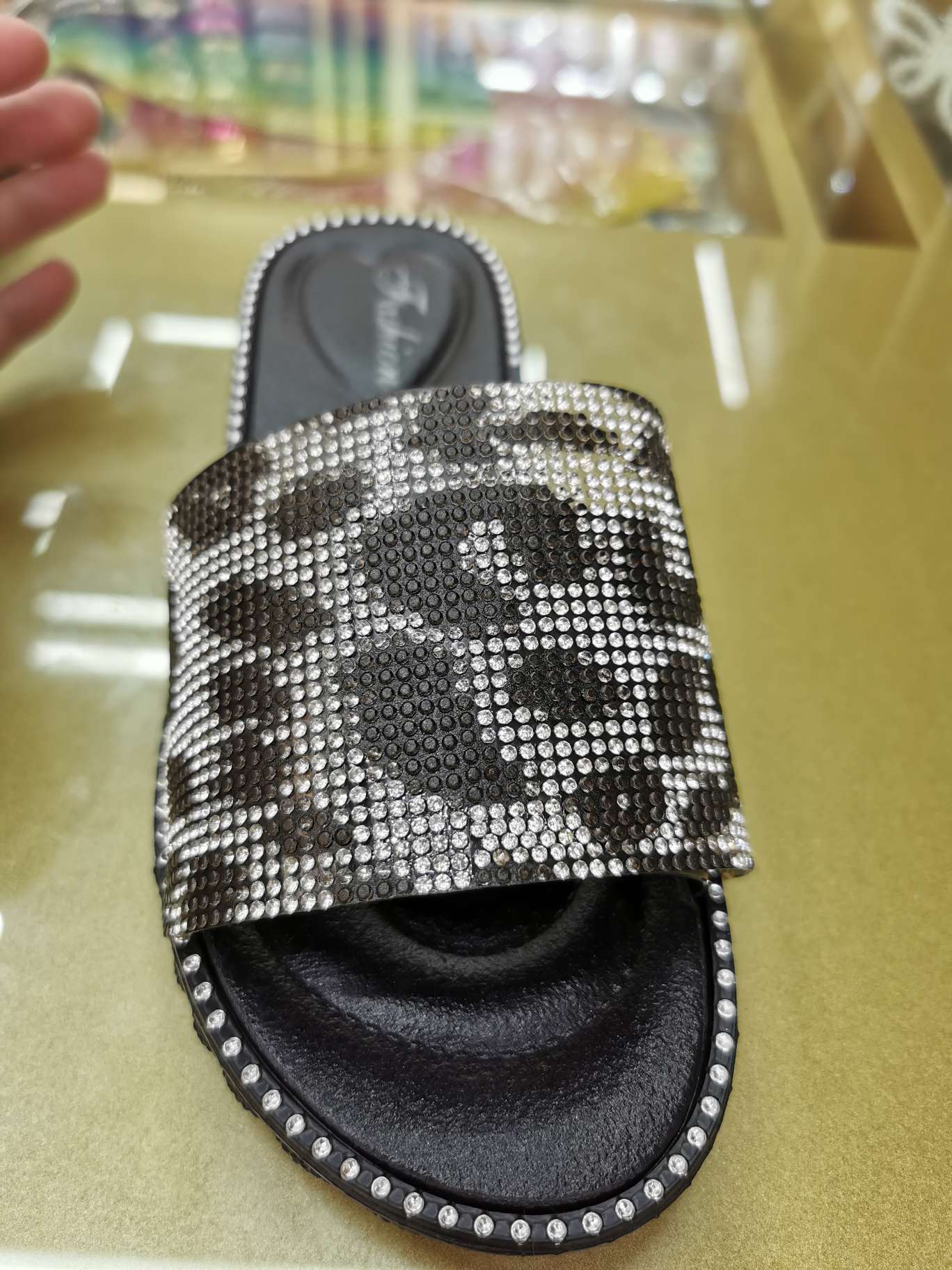 Black milk print rubber mesh upper toe shoe material decoration thumbnail