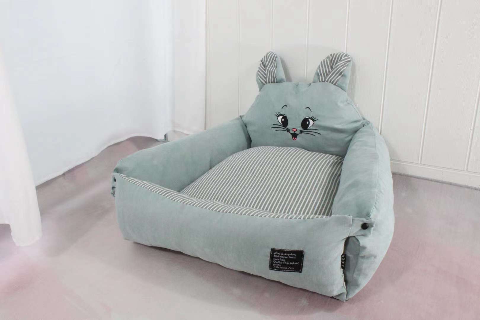 猫猫服饰实物图