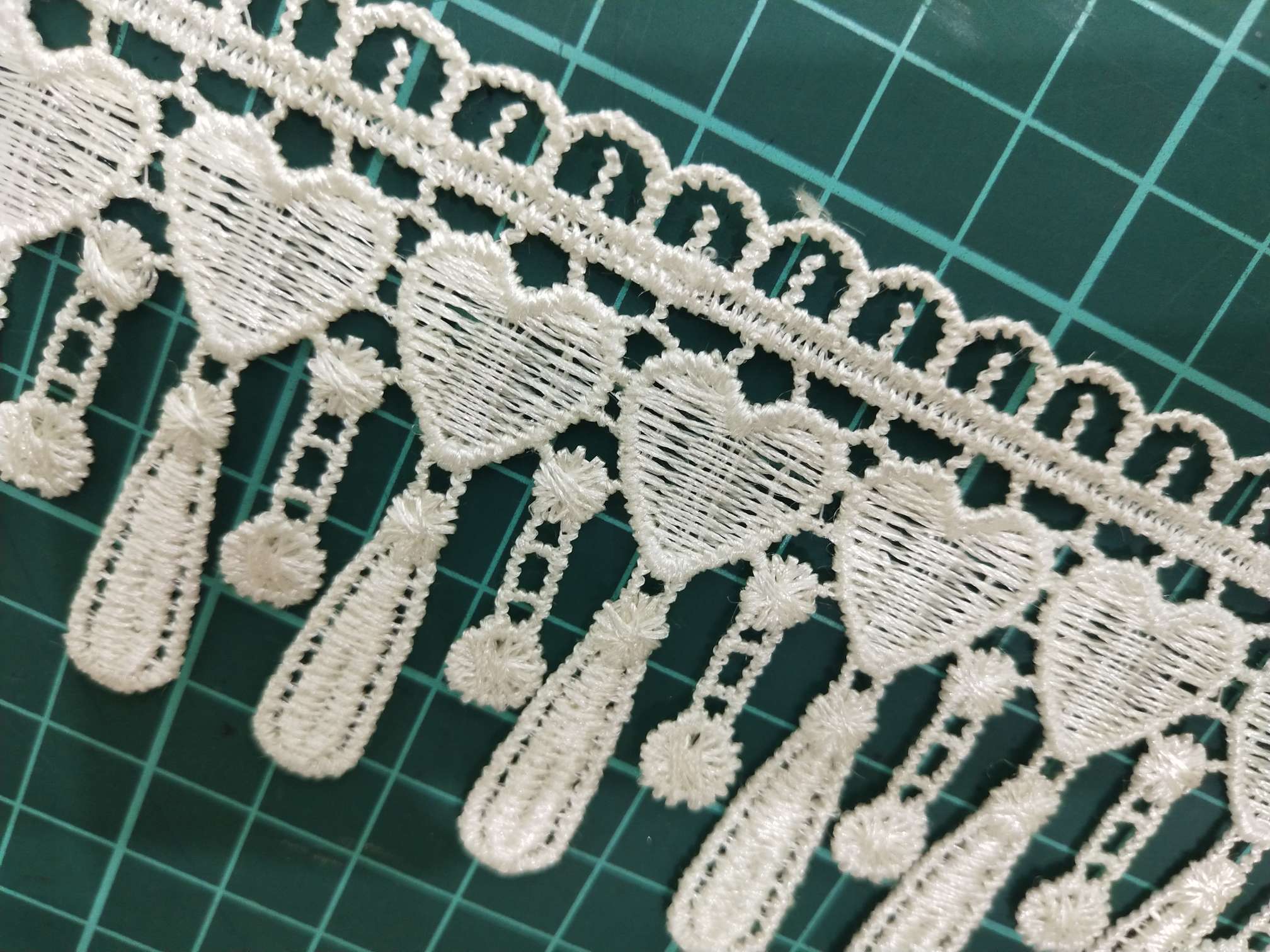 Factory direct sales of fringed lace polyester DIY decorative clothing accessories details Picture