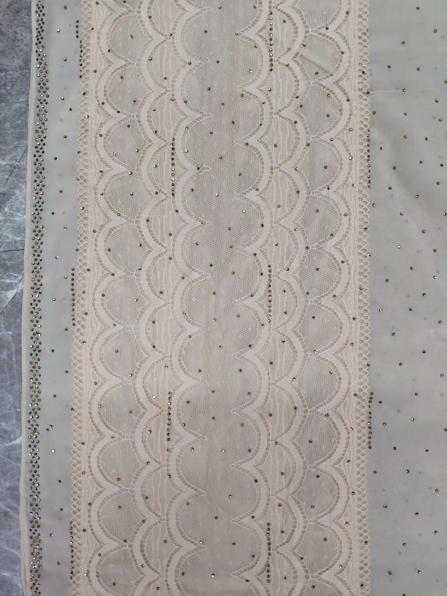 Chiffon lace rhinestone long scarf 1 Specification image