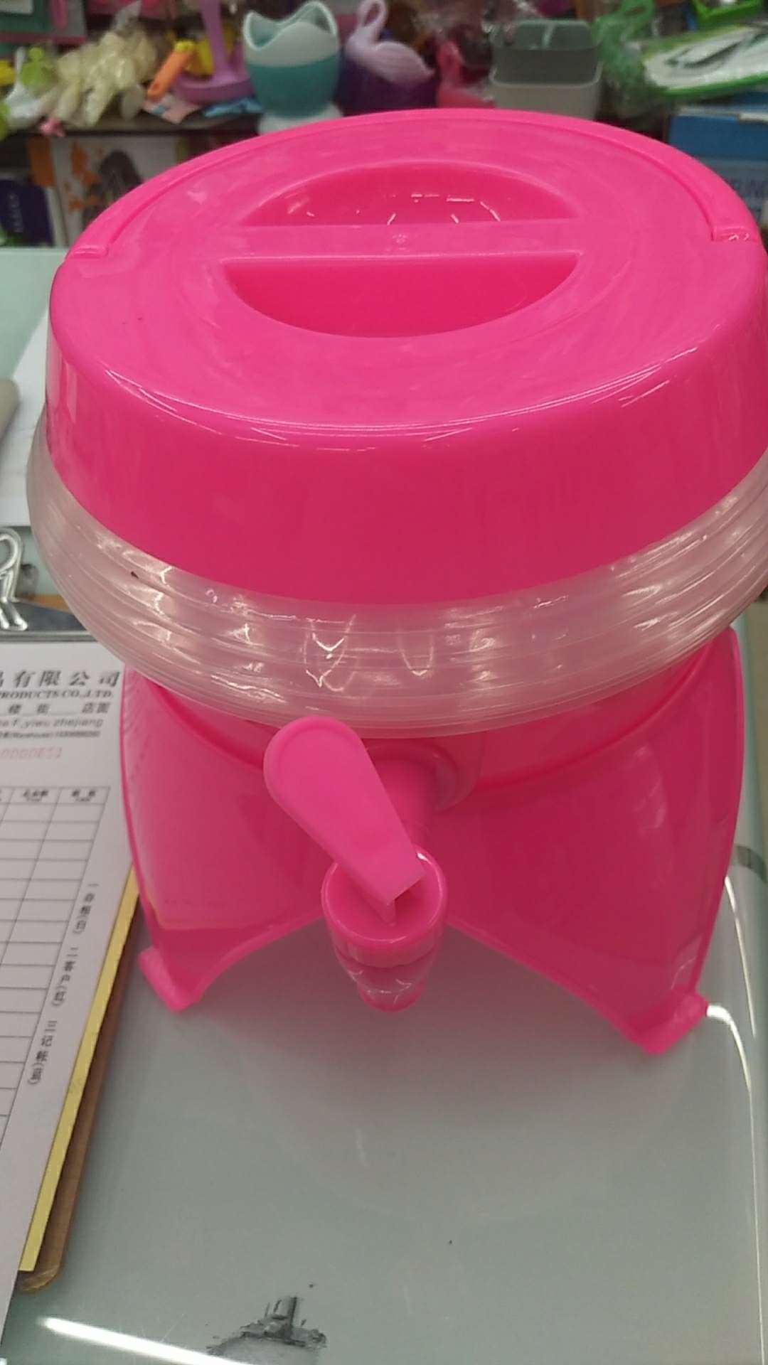 Telescopic drink bucket thumbnail