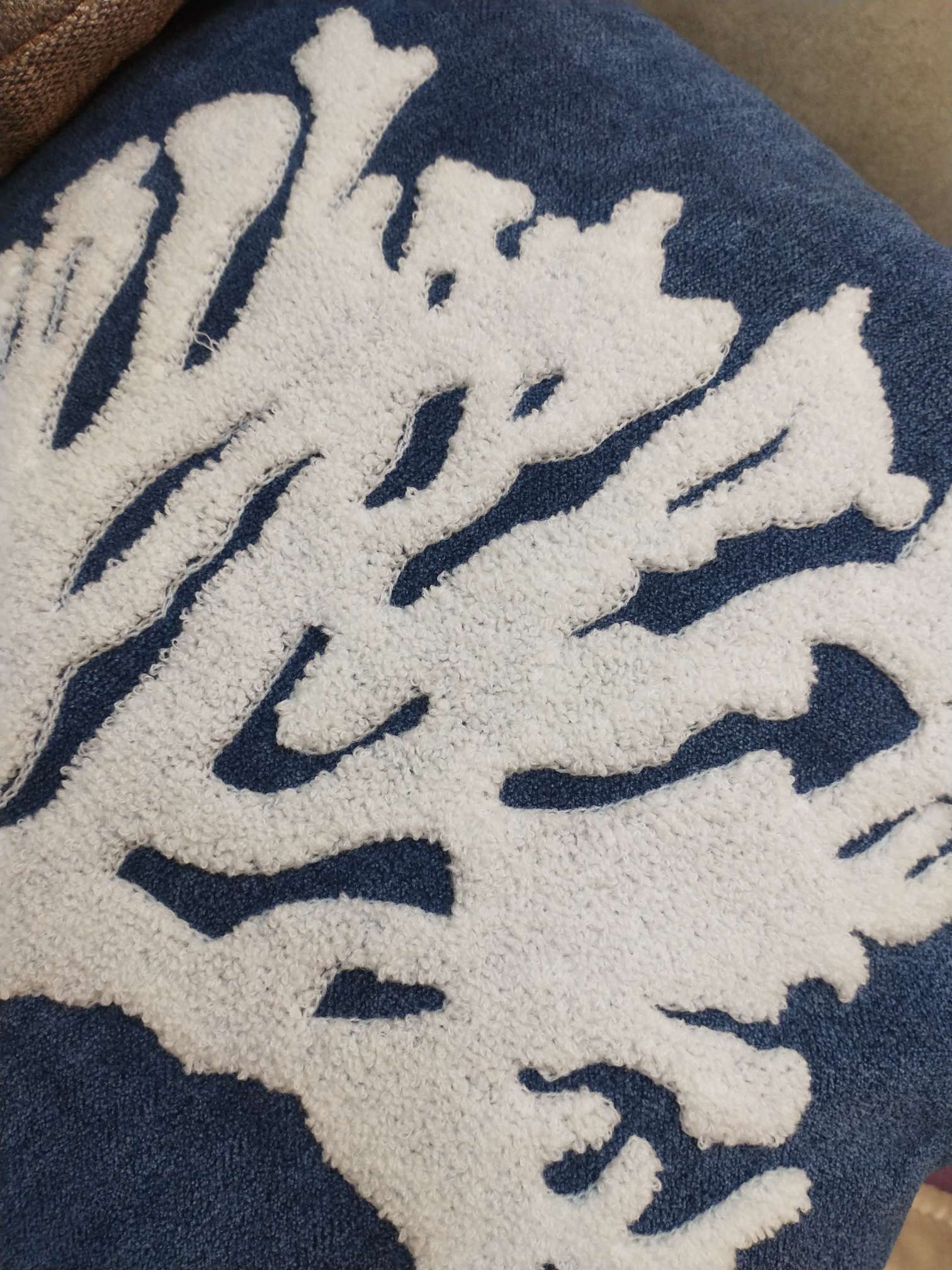 Nordic ins throw pillows, car sofa cushions, bay window backrests, embroidered throw pillows Application Scenario
