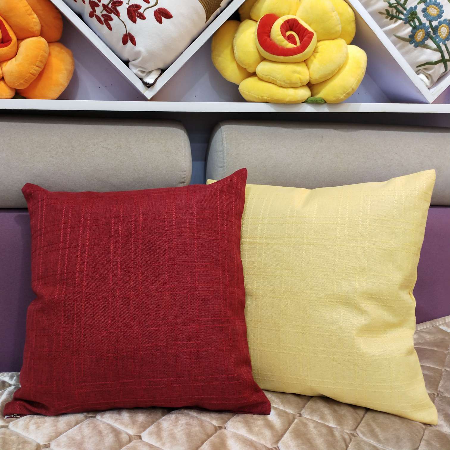 素色简约现在办公室沙发靠垫汽车靠枕纯色家用客厅靠背产品图