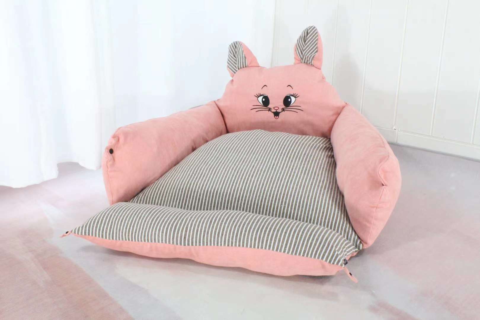 🌟 🌟 可拆洗猫咪🐱 沙发
柔软舒适，可盐可甜，全可拆卸
现优惠预定，欢迎询价[嘿哈]详情图10