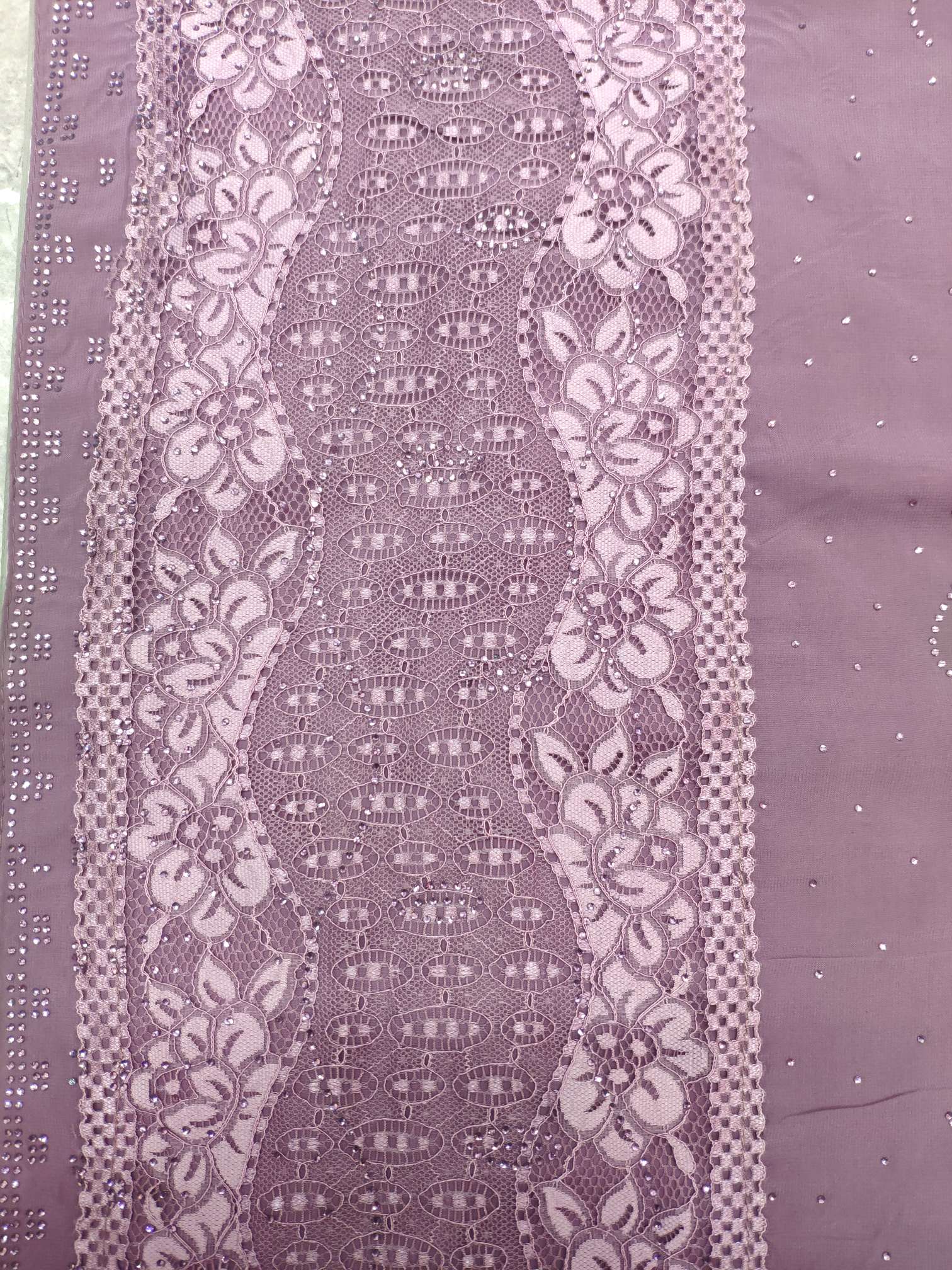 Chiffon lace rhinestone long scarf 2 Specification image