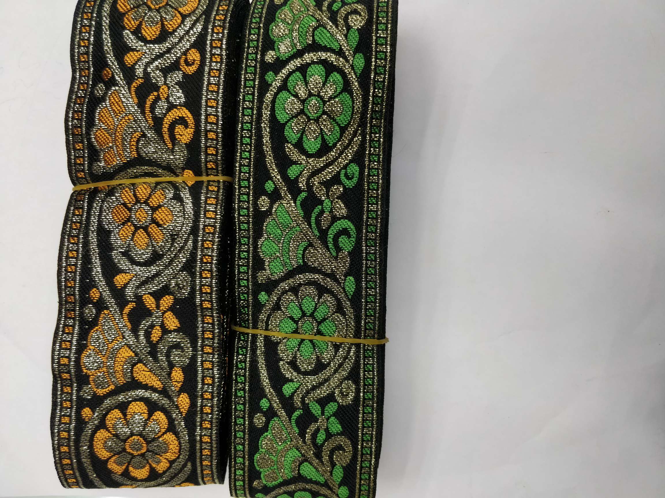 54 lace thumbnail