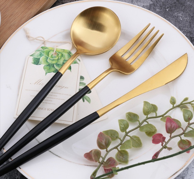 Web celebrity knife and fork series drawing black gold main table knife