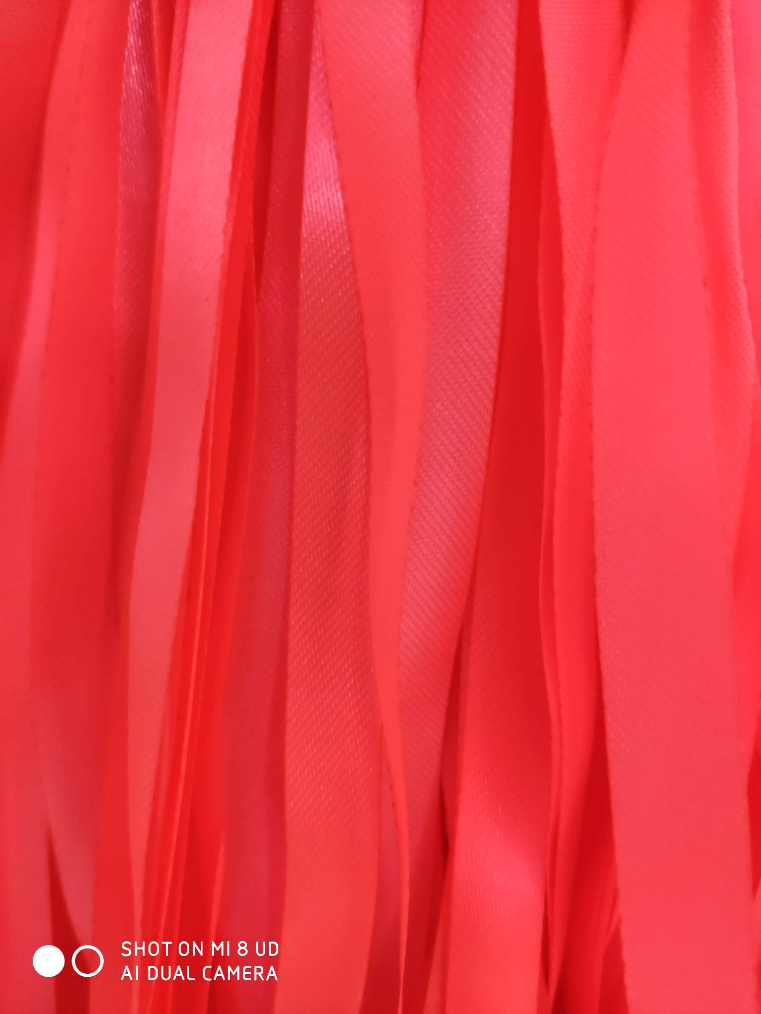 0,6 cm cinta roja grande (cortado)