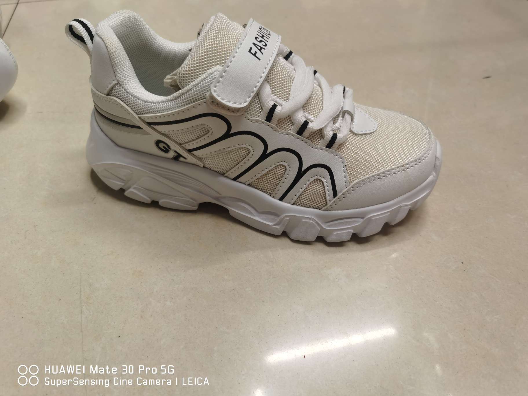 女式童鞋时尚运动鞋