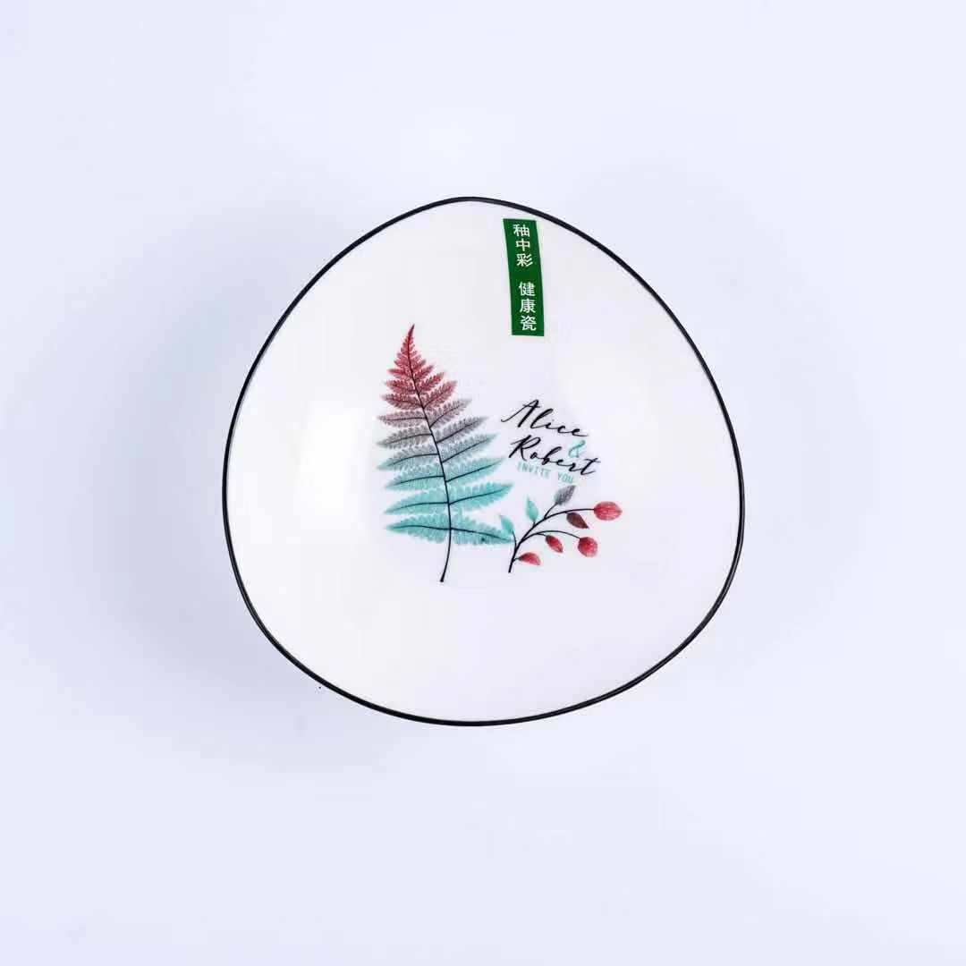 Spring Leaves 6 Inch Horizontal Grain Bowl undefined