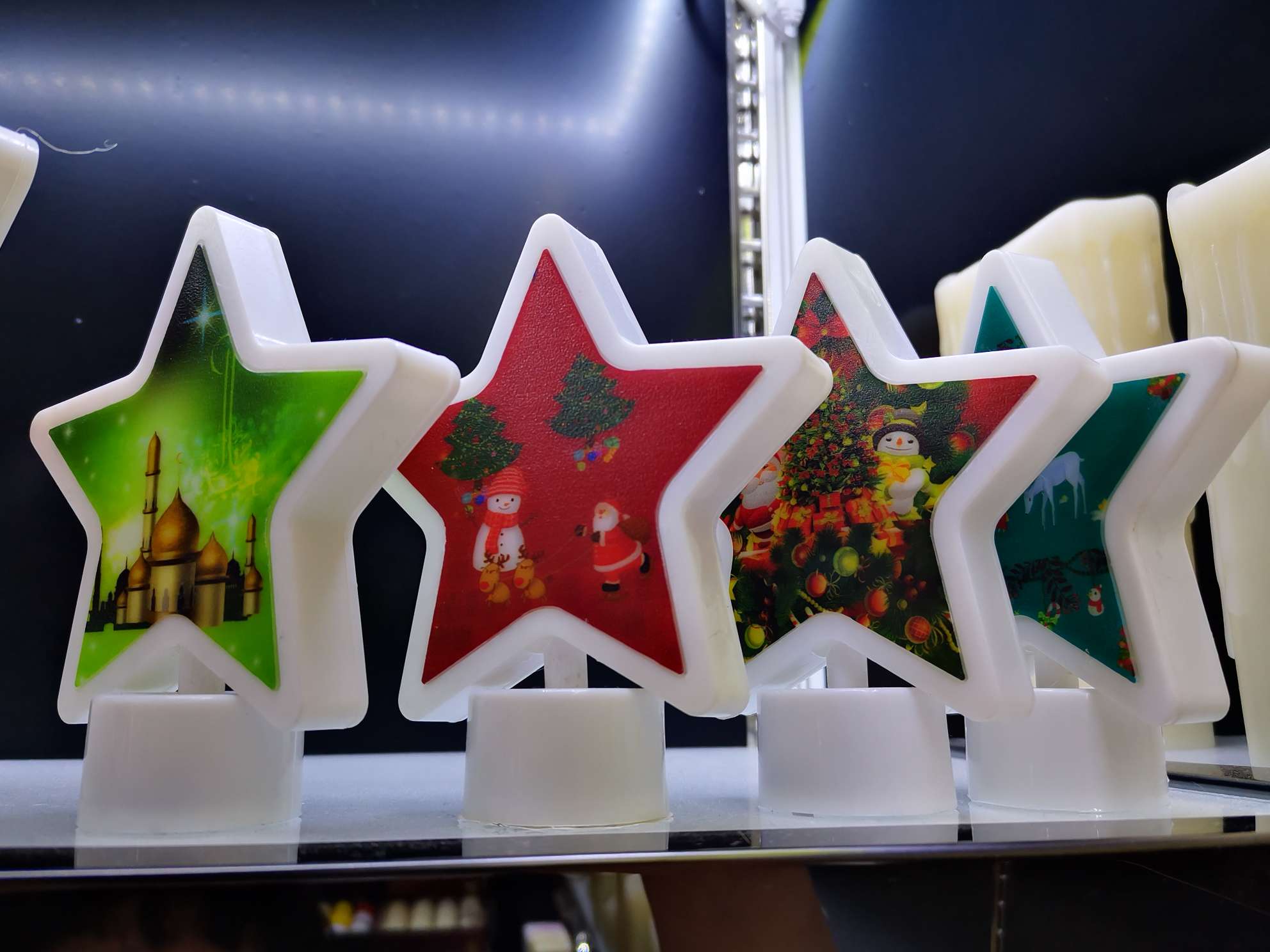 Small Christmas Light details Picture