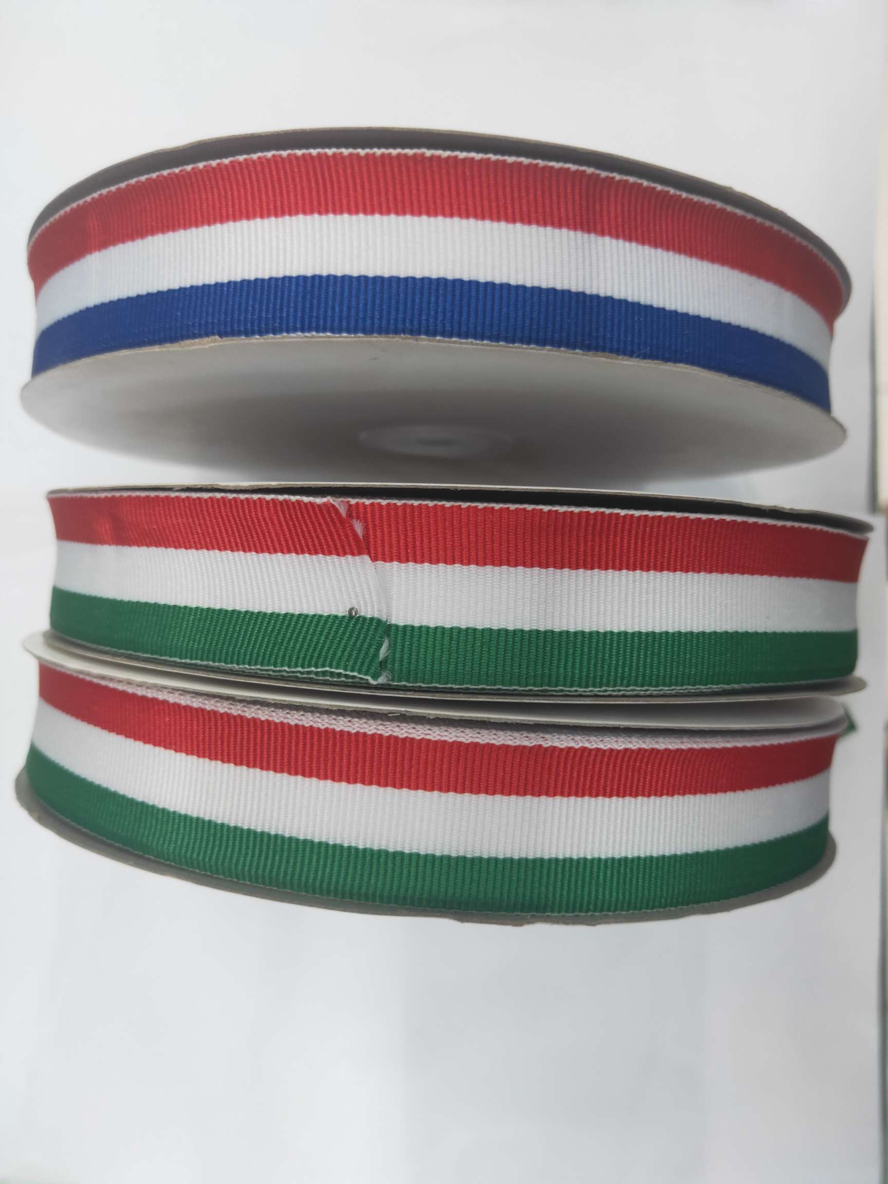 2.5 cm red, white, blue/green ribbon thumbnail
